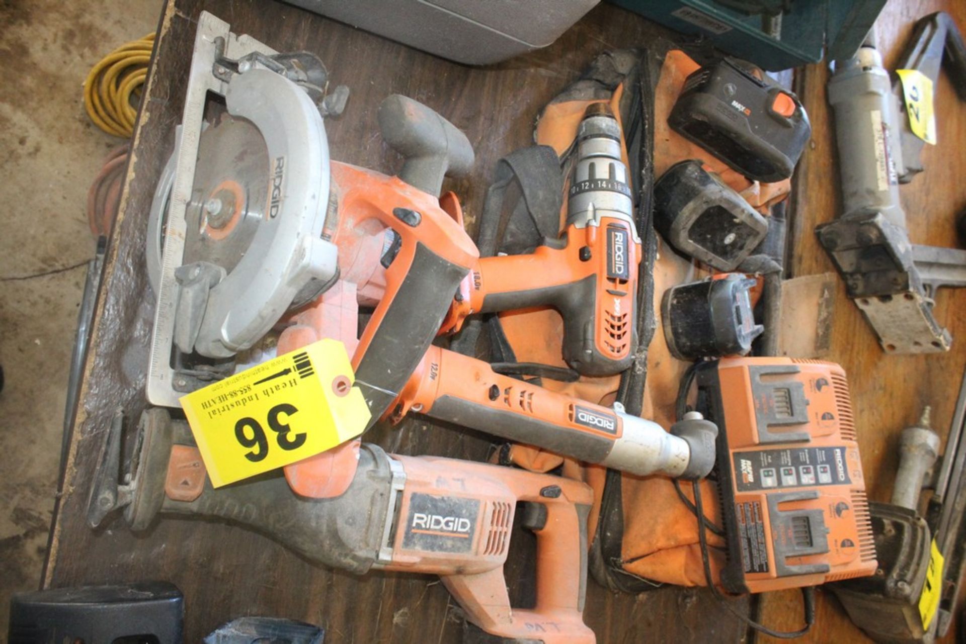 LARGE QTY OF RIDGID CORDLESS POWER TOOLS WITH BATTERIES & CHARGER & CASE