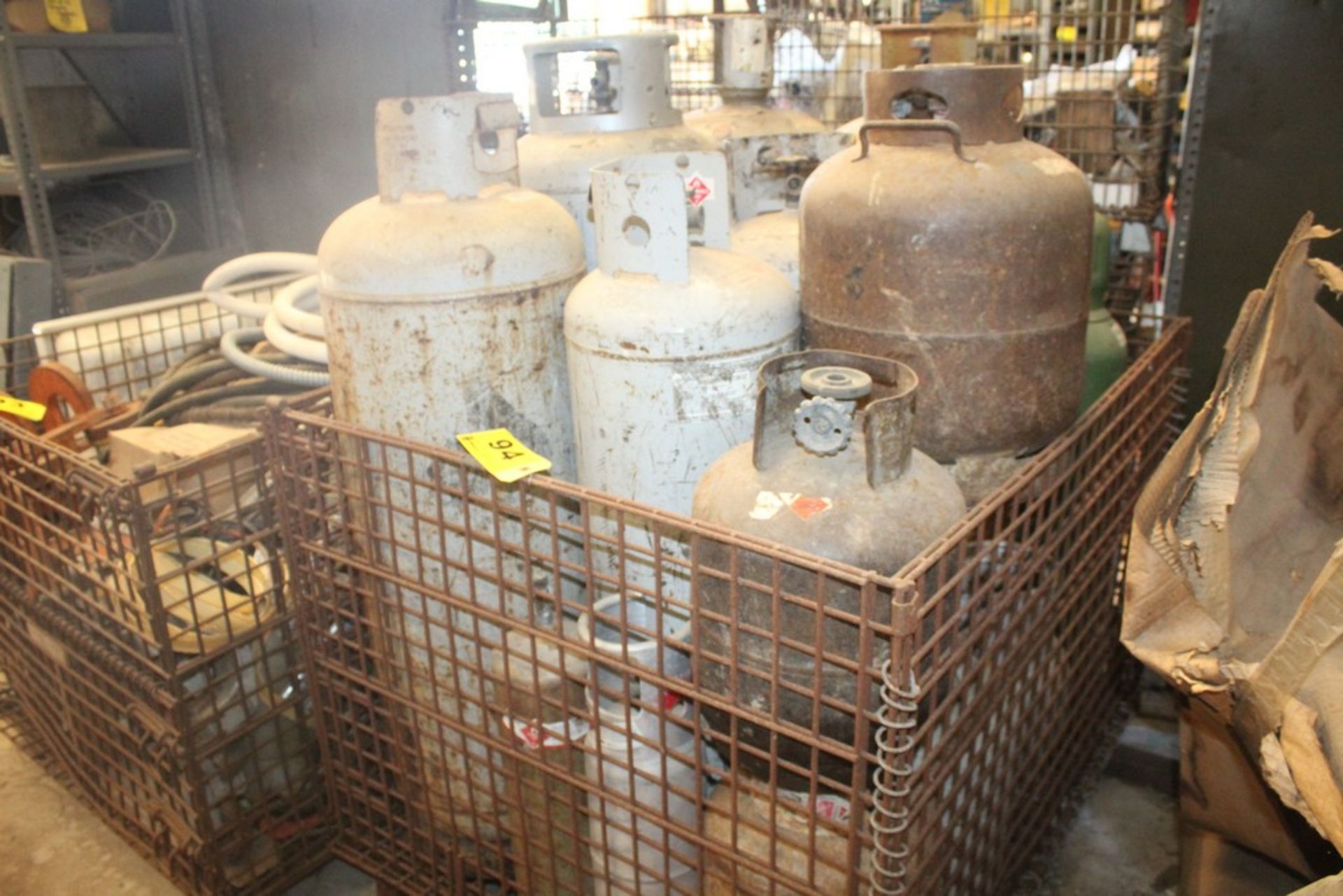 WIRE CRATE WITH PROPANE TANKS