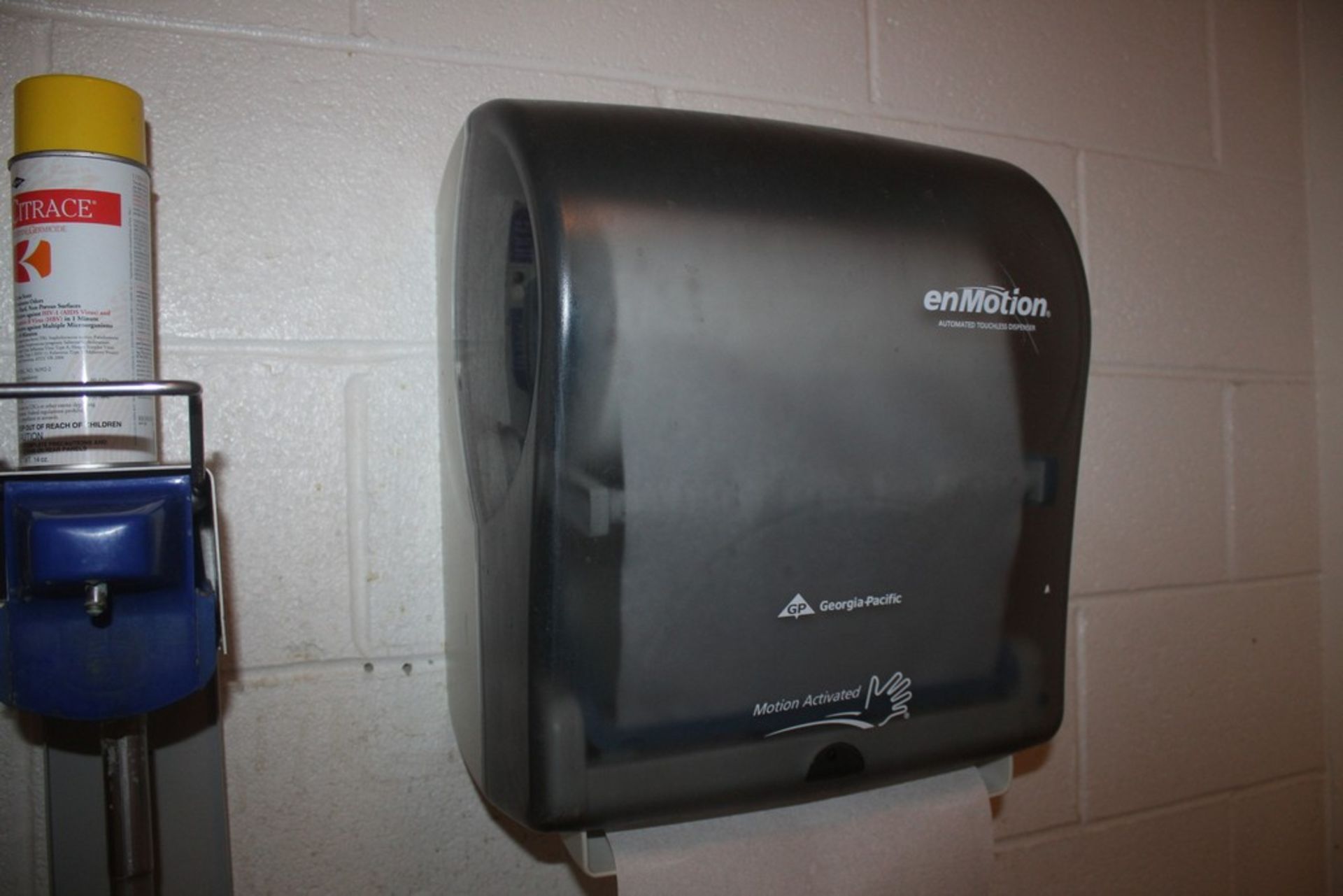 (3) GEORGIA PACIFIC MOTION ACTIVATED PAPER TOWEL DISPENSERS - Image 2 of 2