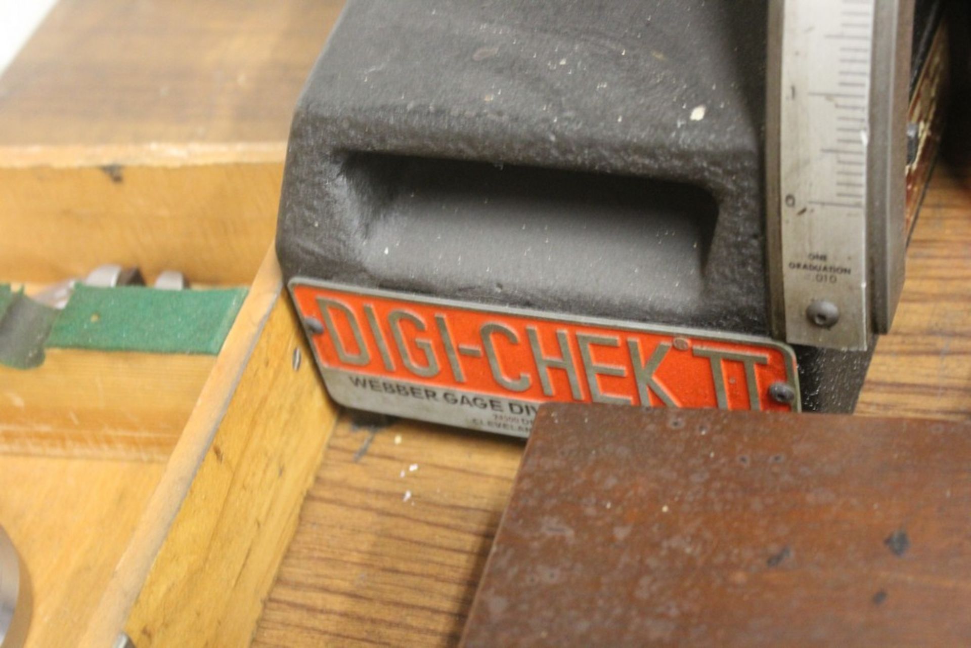 L.S. STARRETT WEBBER DIGI-CHEK II MODEL 73 HEIGHT GAGE - Image 3 of 7