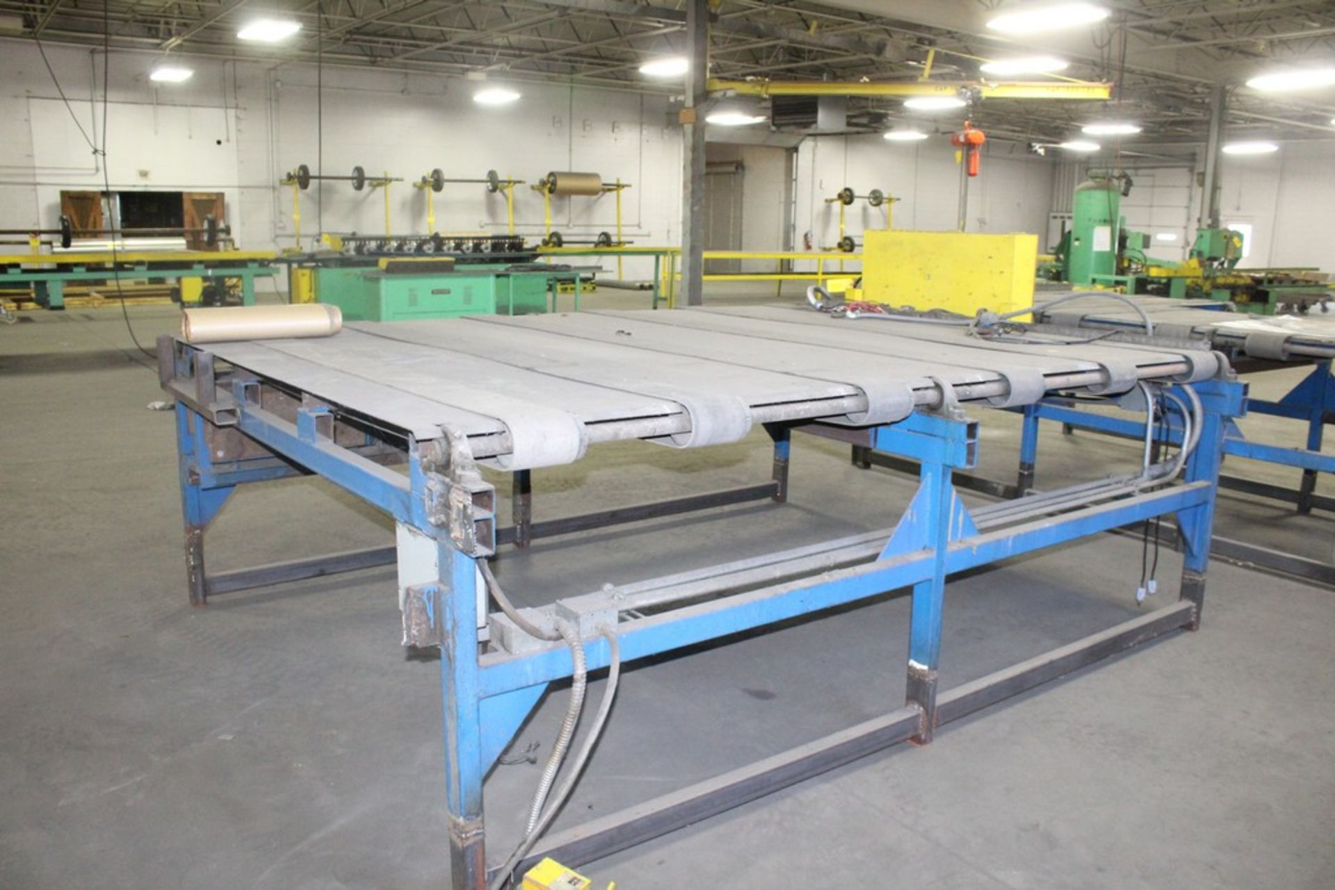 Powered Belt Conveyor - 124" Length x 96" Width - Image 2 of 4