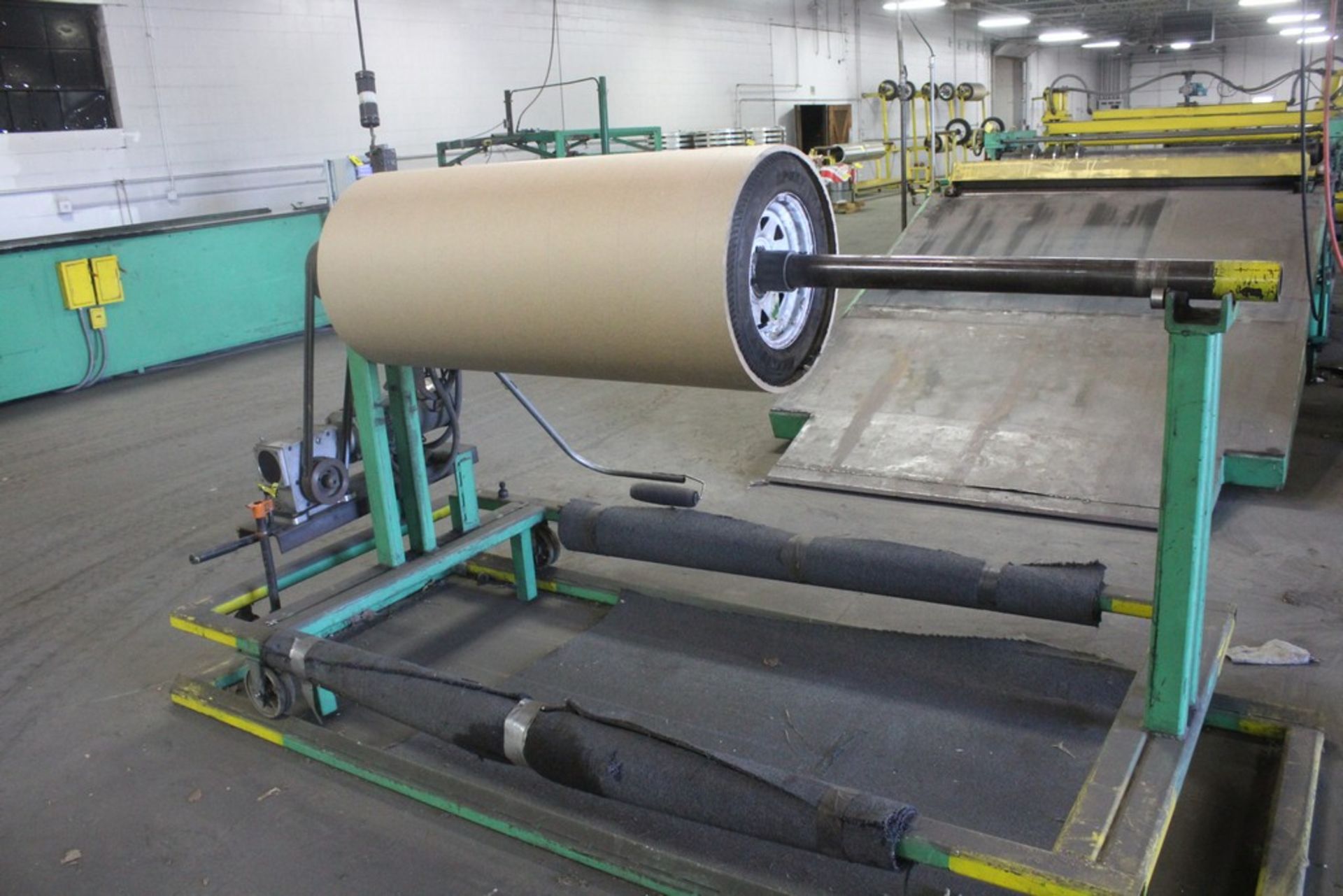 72" Width x 4000 Lbs Motorized Pay Off Reel, Serial Number: N/A - Image 5 of 6