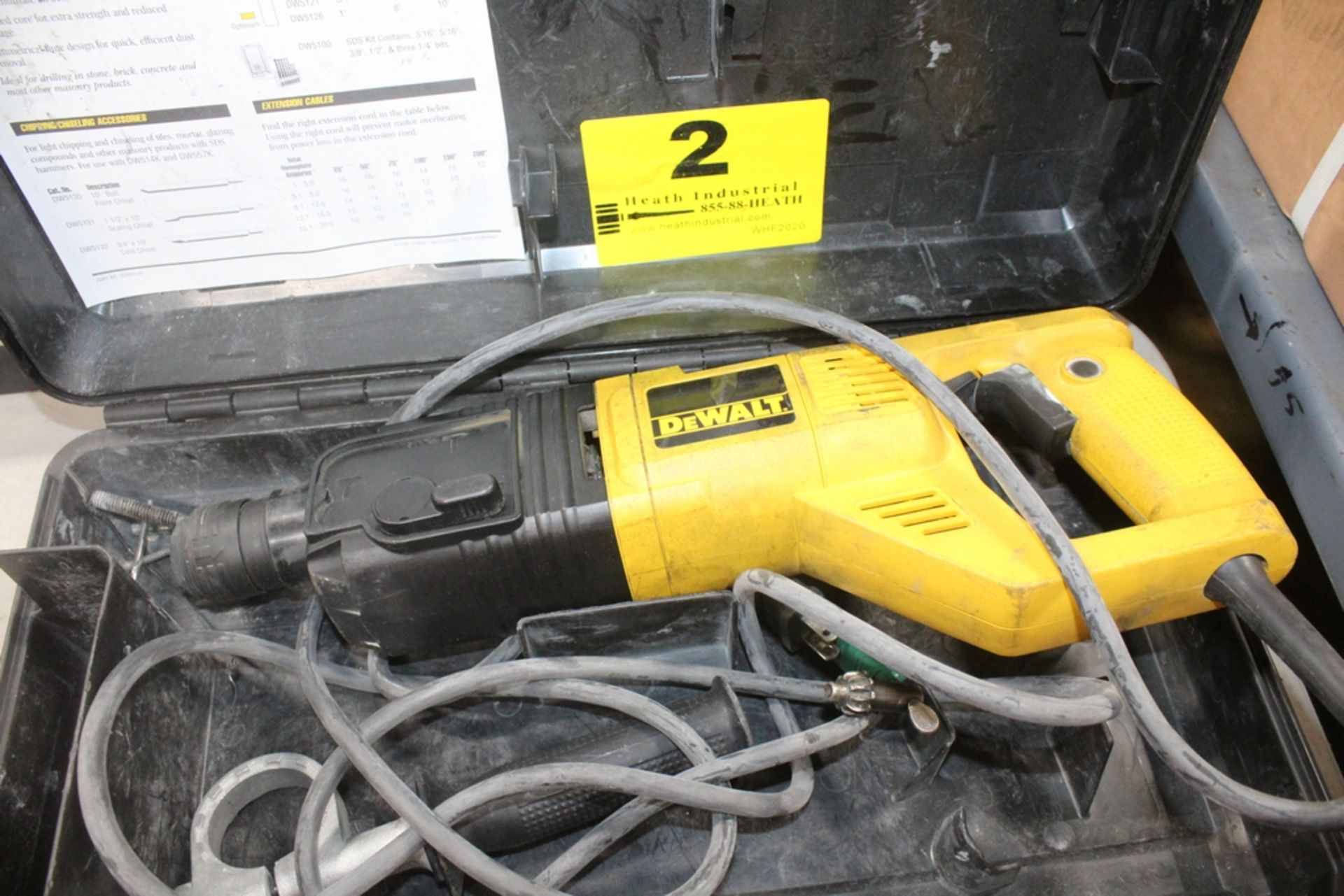 DEWALT MODEL DW567 1" SDS ROTARY HAMMER WITH CASE - Image 2 of 2