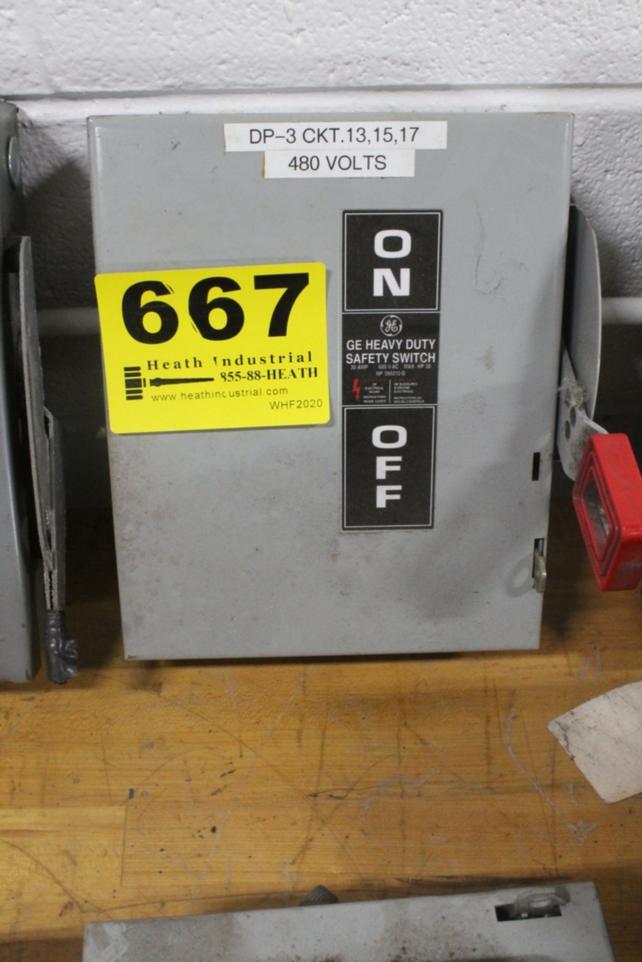 GE 30 AMP 3 PHASE HEAVY DUTY SAFETY SWITCH