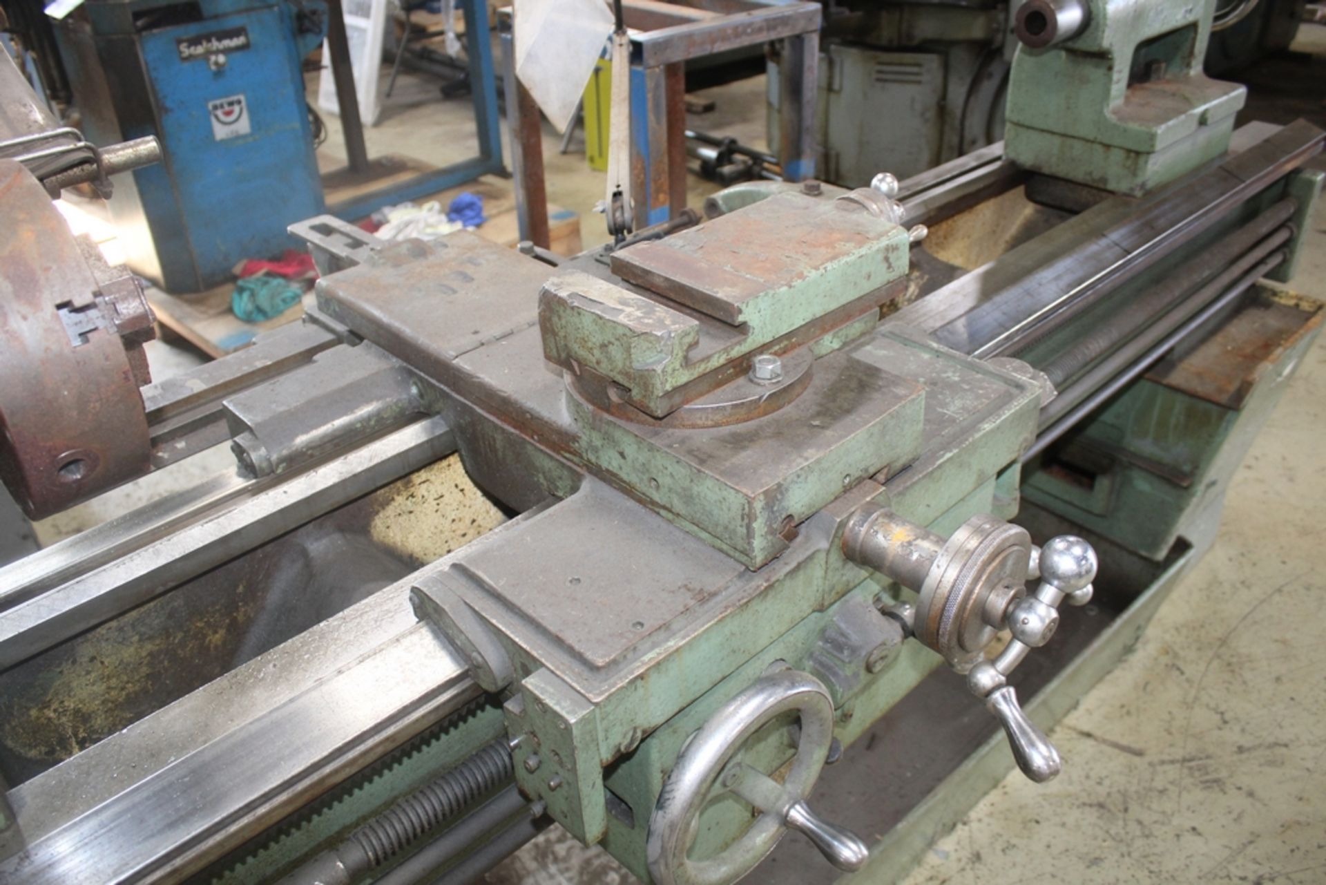 LEBLOND 19”X54” MODEL REGAL TOOLROOM LATHE, S/N 2F876, 1500 SPINDLE RPM, WITH 8” 3-JAW CHUCK, INCH - Image 4 of 6