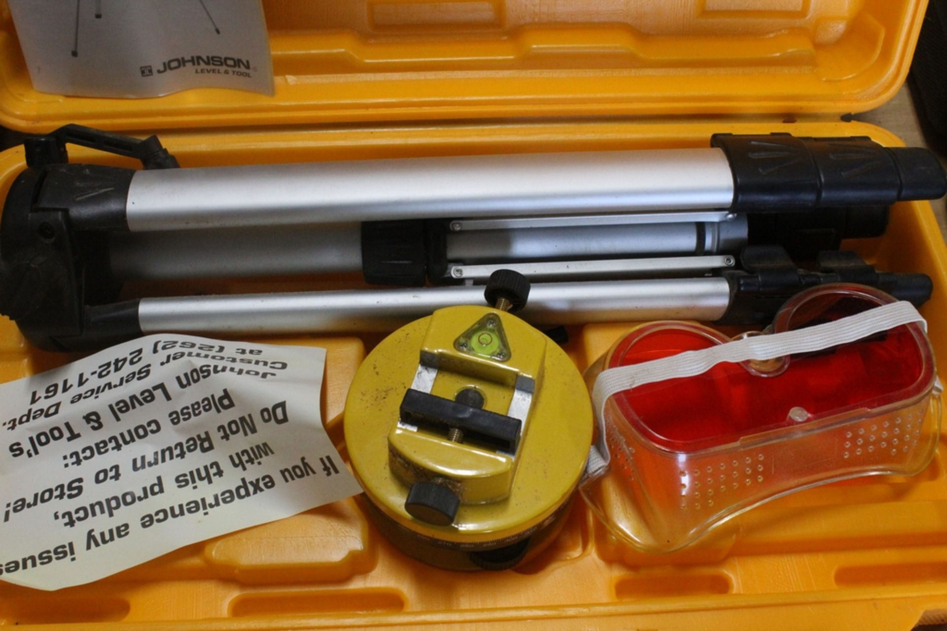 JOHNSON MODEL 9100 MO-0909 LASER LEVEL KIT - Image 2 of 3