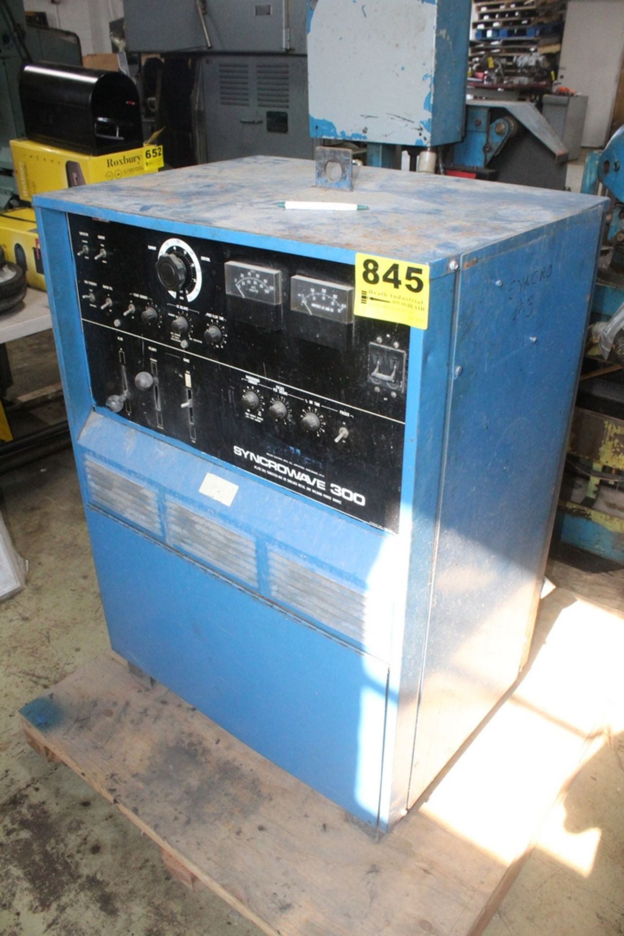 MILLER 300 AMP MODEL SYNCROWAVE WELDER - Image 4 of 4