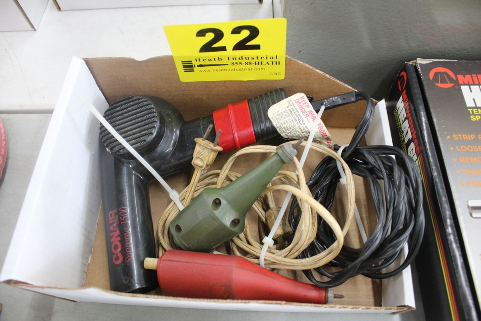 (2) ELECTRIC ENGRAVERS & HAIR DRYER