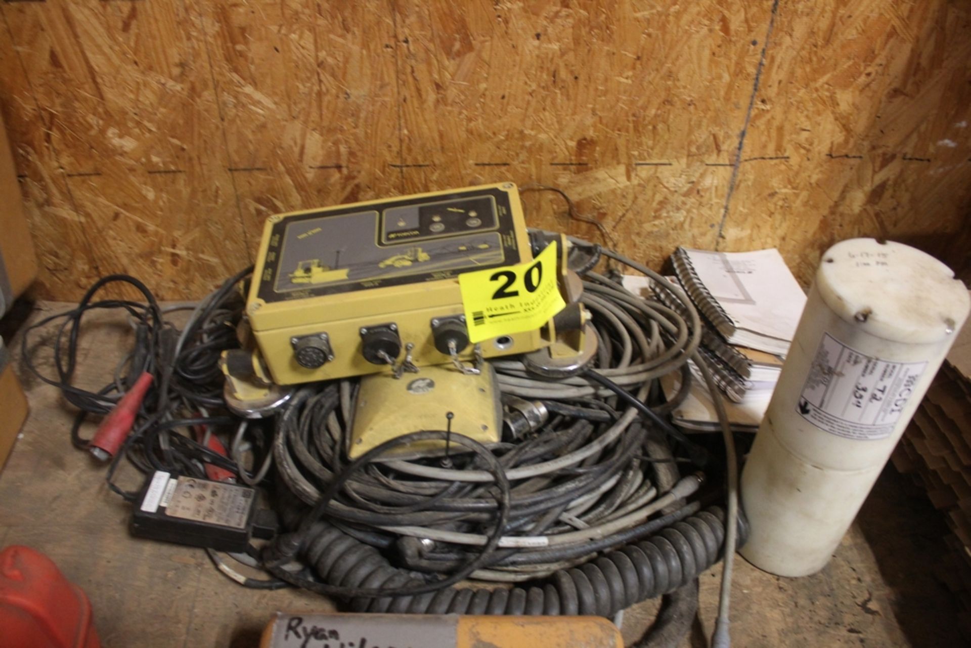 TOPCON UHF DUAL ANTENNA 3D GPS MACHINE CONTROL, WITH ASSORTED CABLES, ETC.