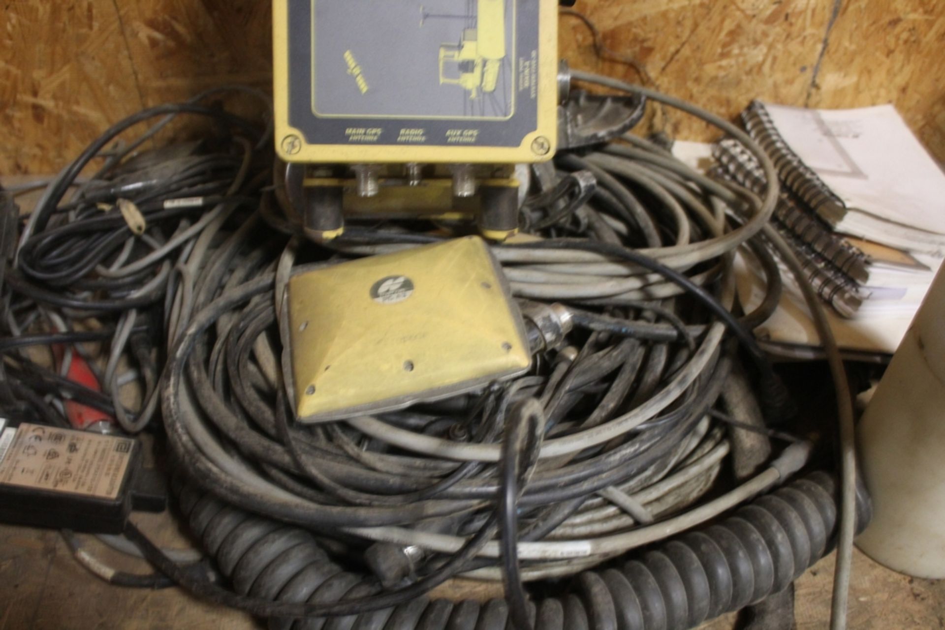 TOPCON UHF DUAL ANTENNA 3D GPS MACHINE CONTROL, WITH ASSORTED CABLES, ETC. - Image 3 of 3