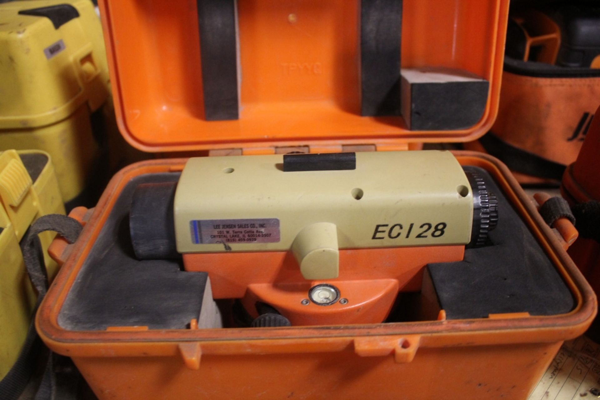 EAST COAST MODEL EC128 LEVEL IN CASE