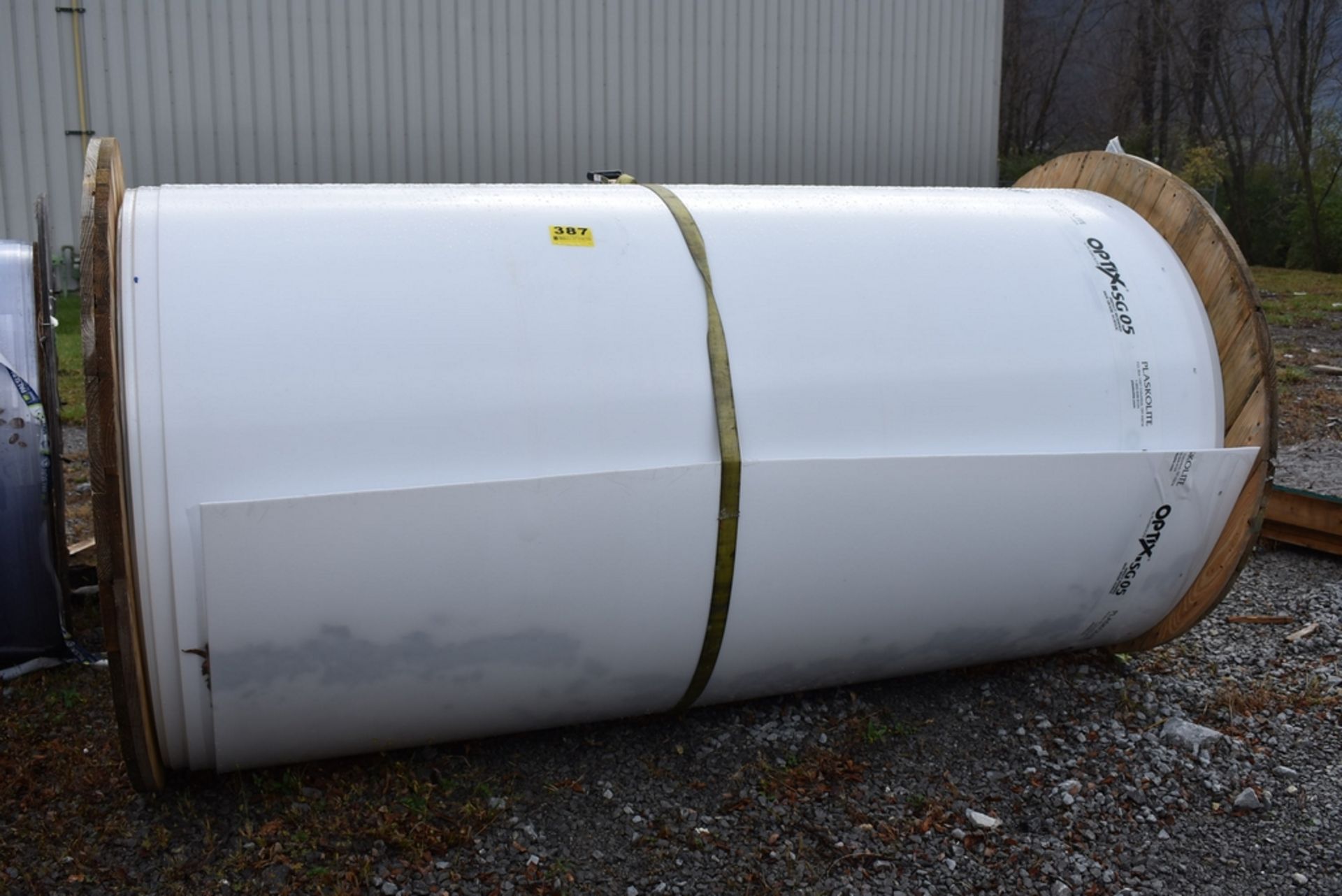 (1) ROLL 104" X 288' PLASKOLITE OPTIX SG05 WHITE ACRYLIC