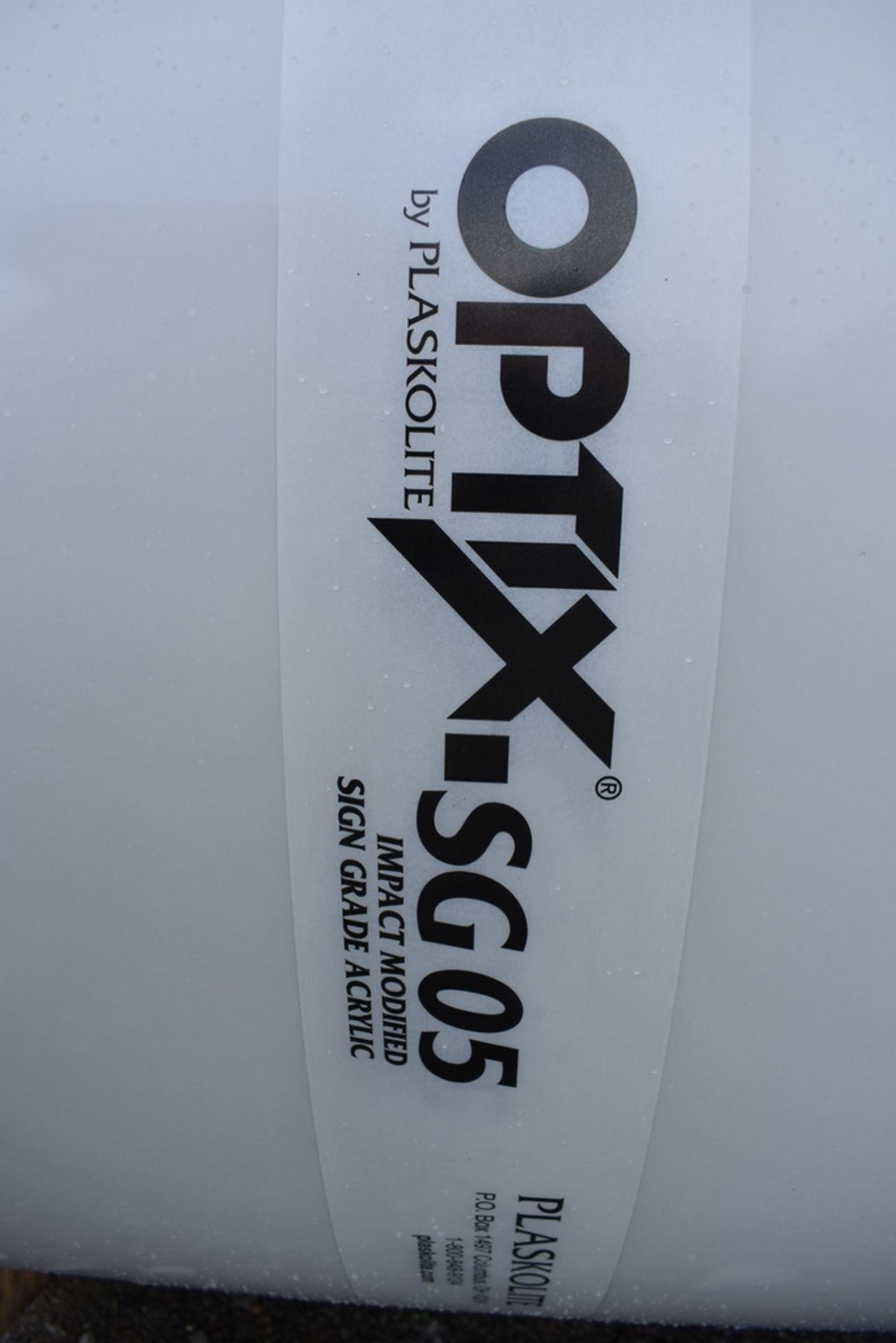 (1) ROLL PLASKOLITE OPTIX SG05 SIGN GRADE ACRYLIC APPROX 104" W X 300' - Image 2 of 2