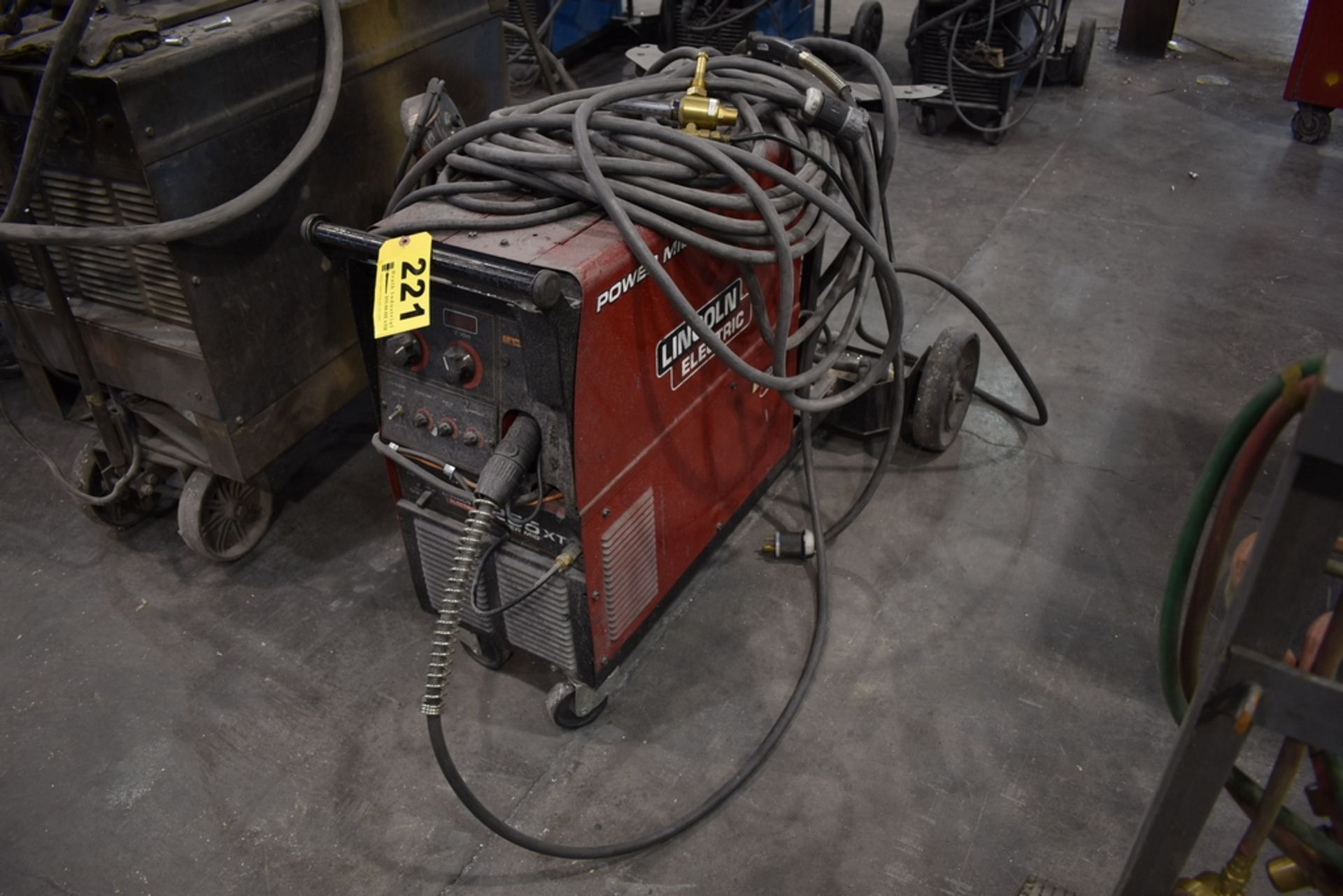 LINCOLN ELECTRIC 255XT MODEL 255XT K27011 POWER MIG 300 AMP