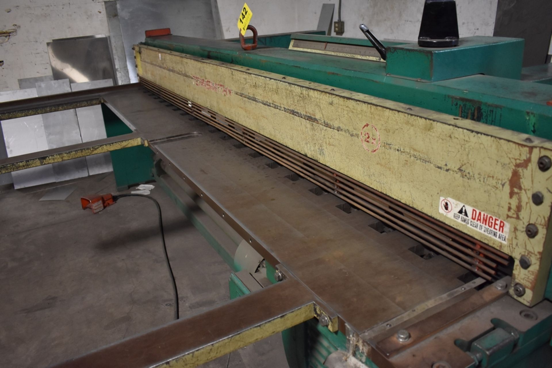 TENNSMITH MODEL 1014 14 GA. X 10' POWER SQUARING SHEAR S/N 14201: SQUARING ARM, (2) FRONT SHEET - Image 2 of 9