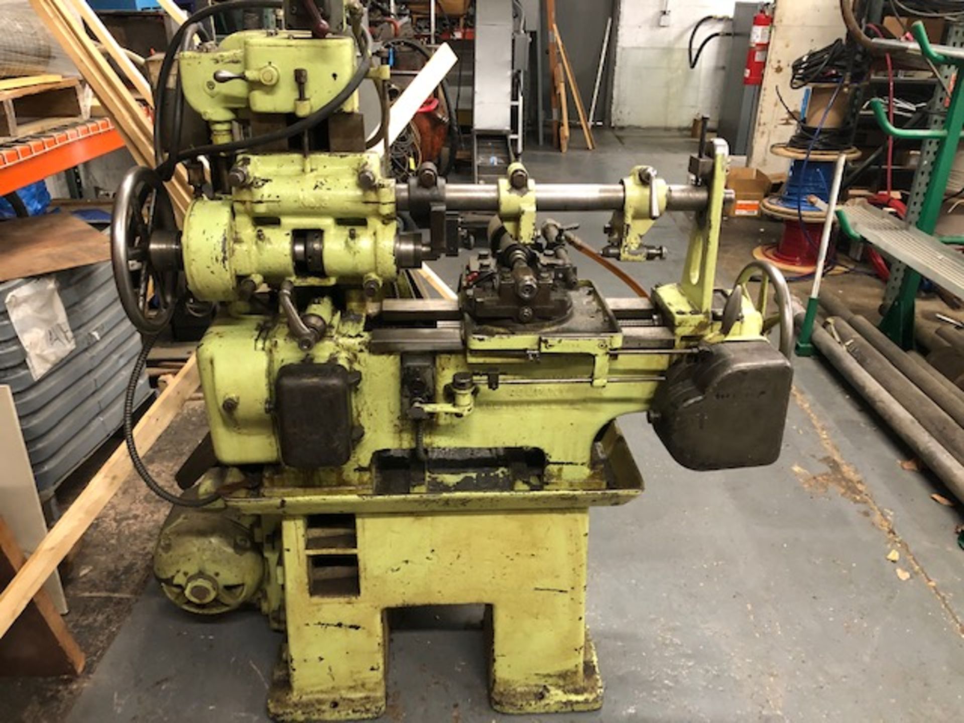 BARBER COLEMAN MODEL 3 GEAR HOBBER: S/N 977, WITH TAILSTOCK, CHANGE GEARS, COOLANT LOADING FEE: $