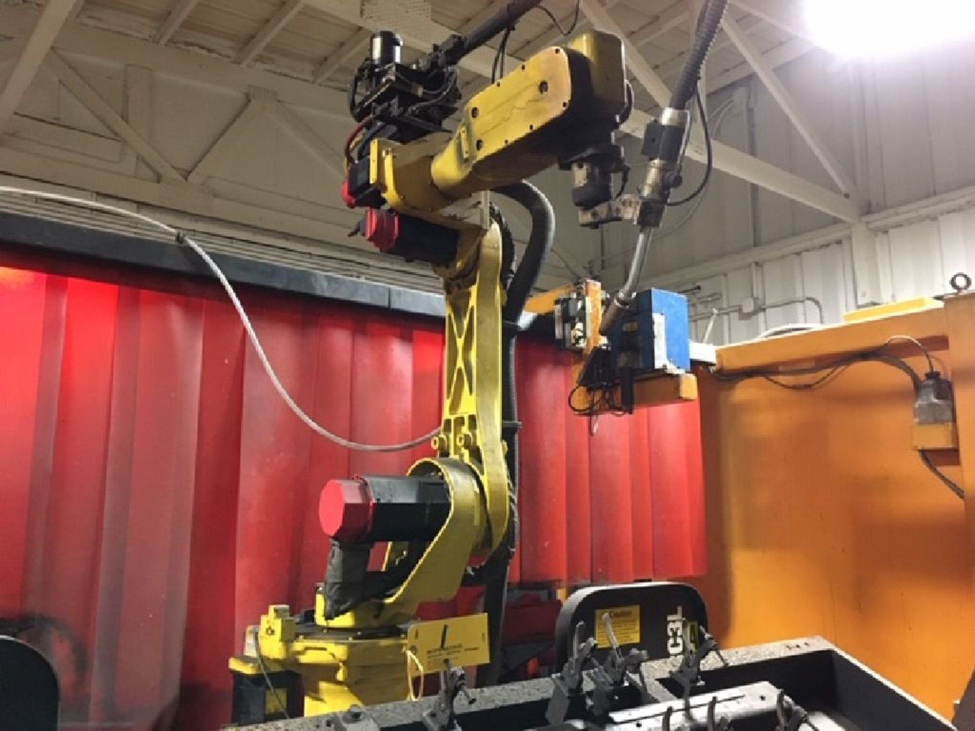 Wire welding Robot Genesis Versa RC3L, sn U1951012056, Fanuc Arc mate 100, Fanuc Sustem R-J2 - Image 2 of 32