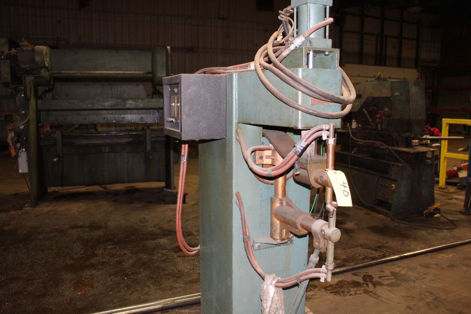 Alphil spot welder, sn 5829.