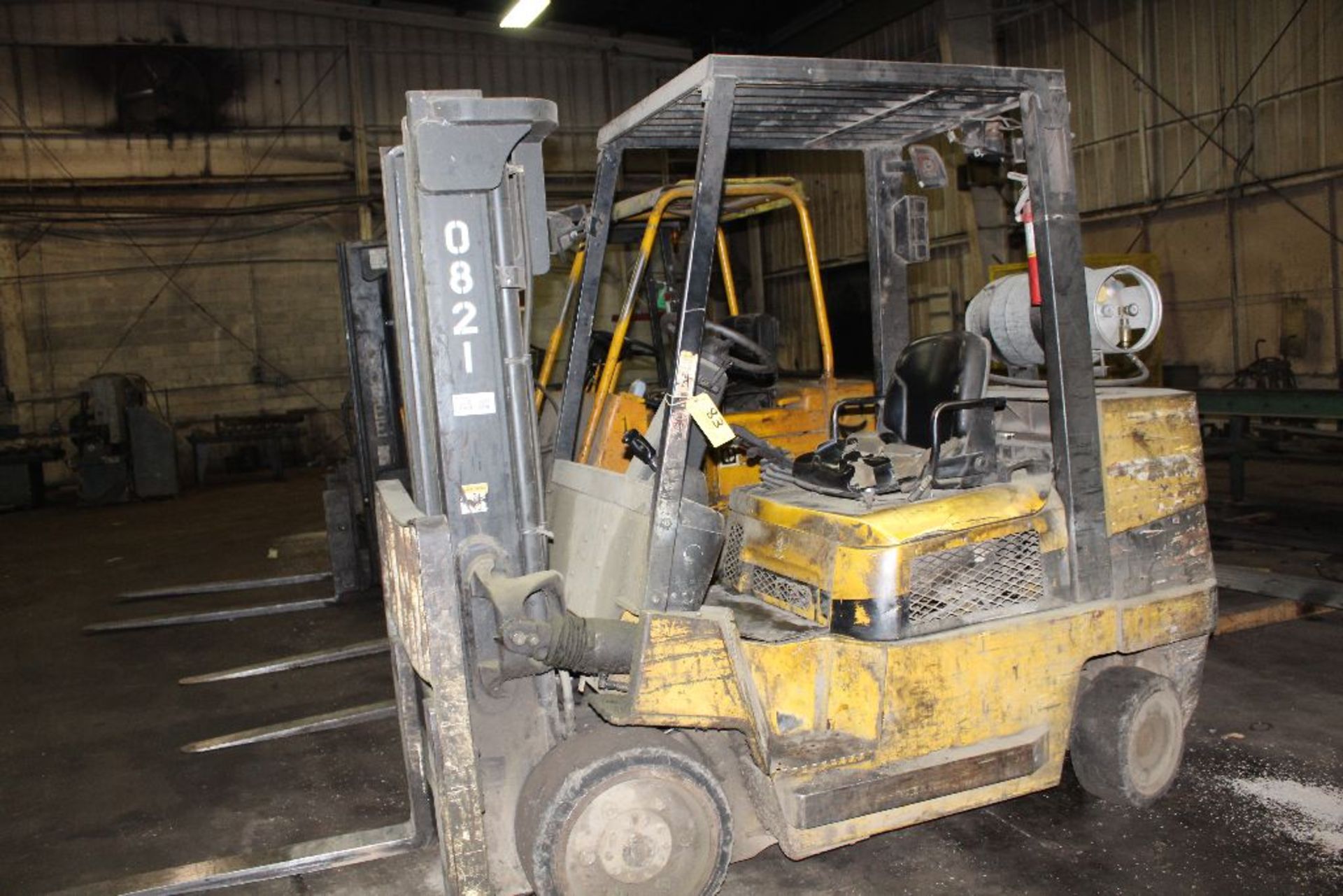 Yale forklift model GLC080LJNGAV084, sn C818V015572, hrs. on meter 7,743, 2 stage, KP hard rubber.