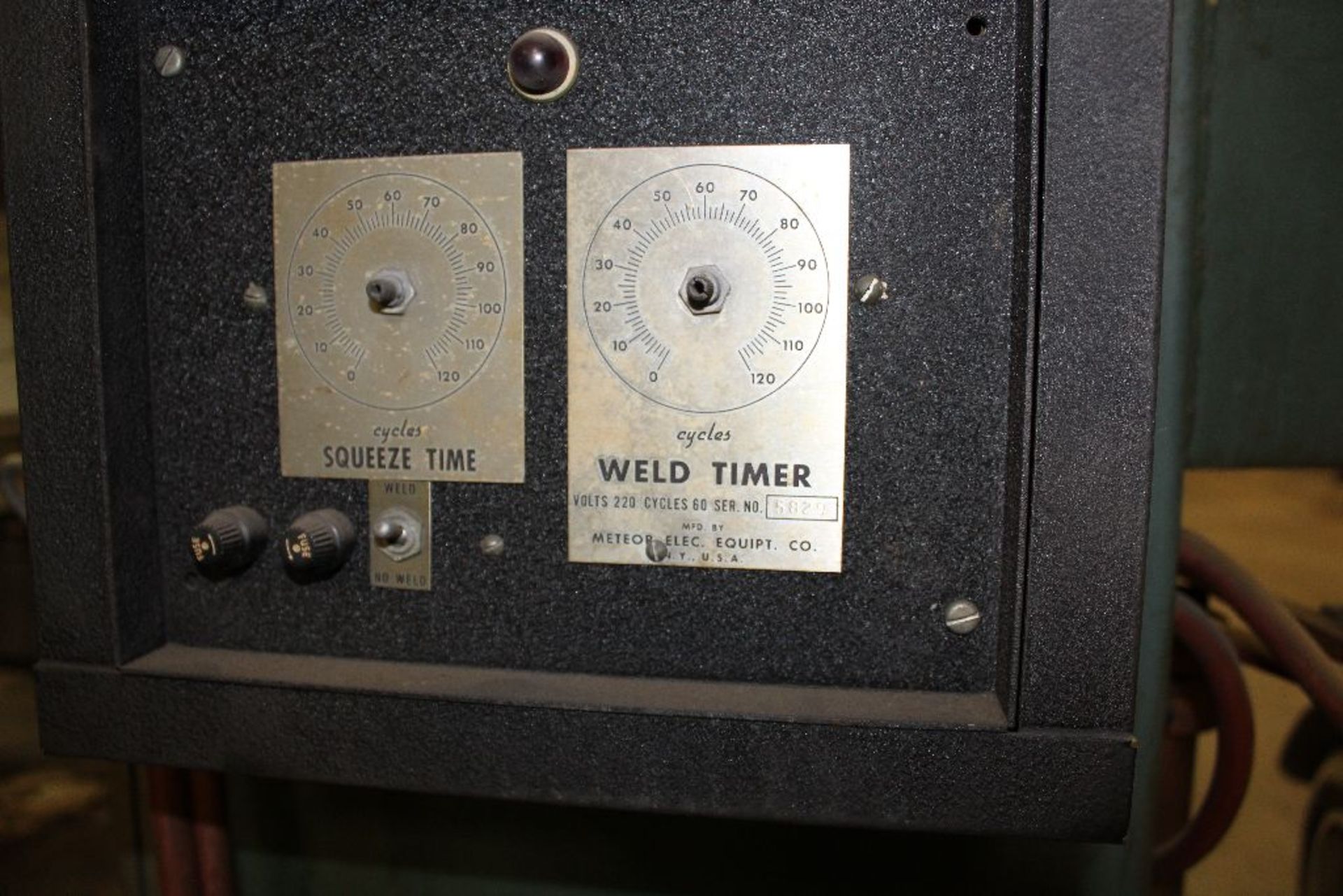 Alphil spot welder, sn 5829. - Image 2 of 2