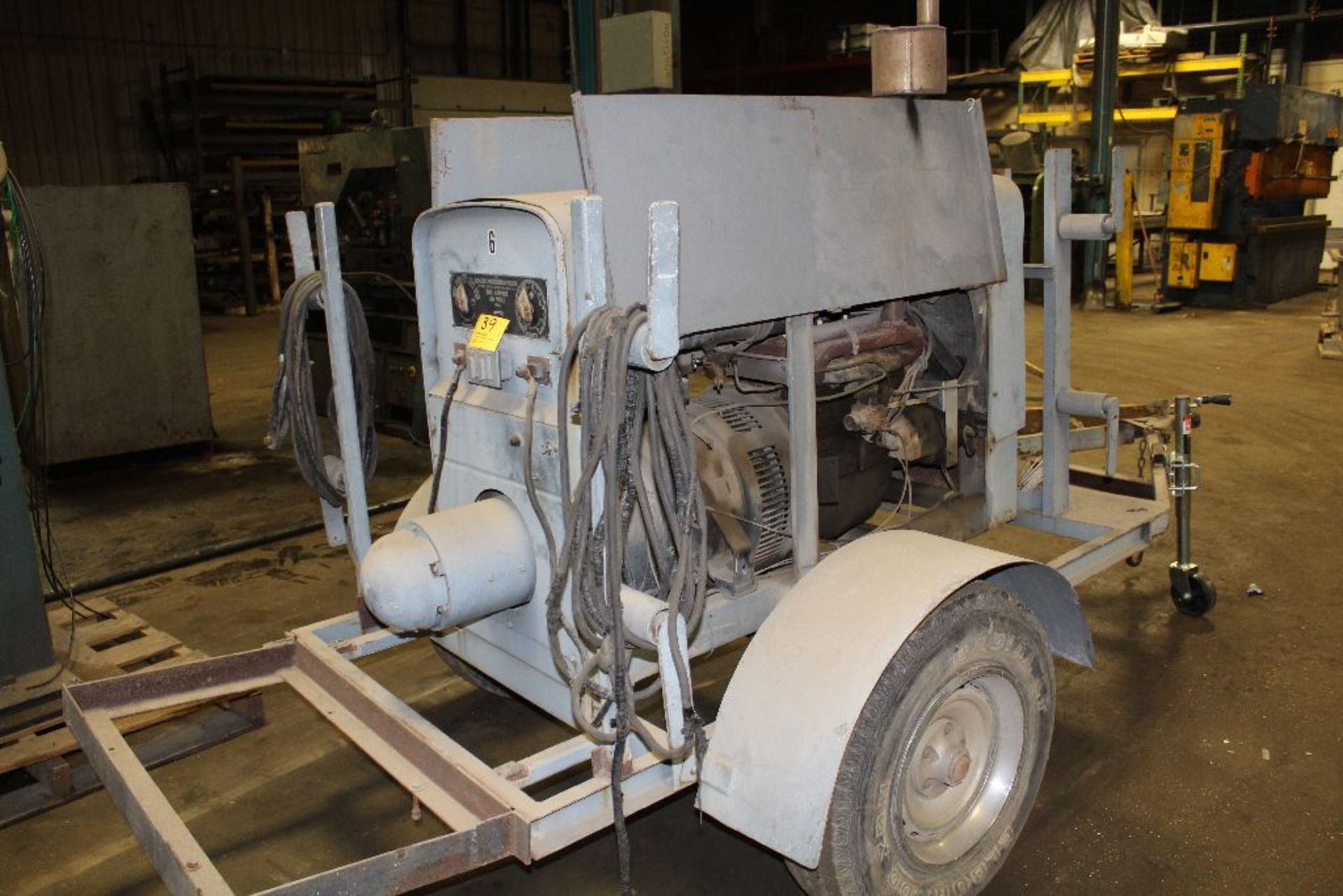 Lincoln Arc welder SA200, sn 378989, gas power, on trailer. - Image 2 of 2