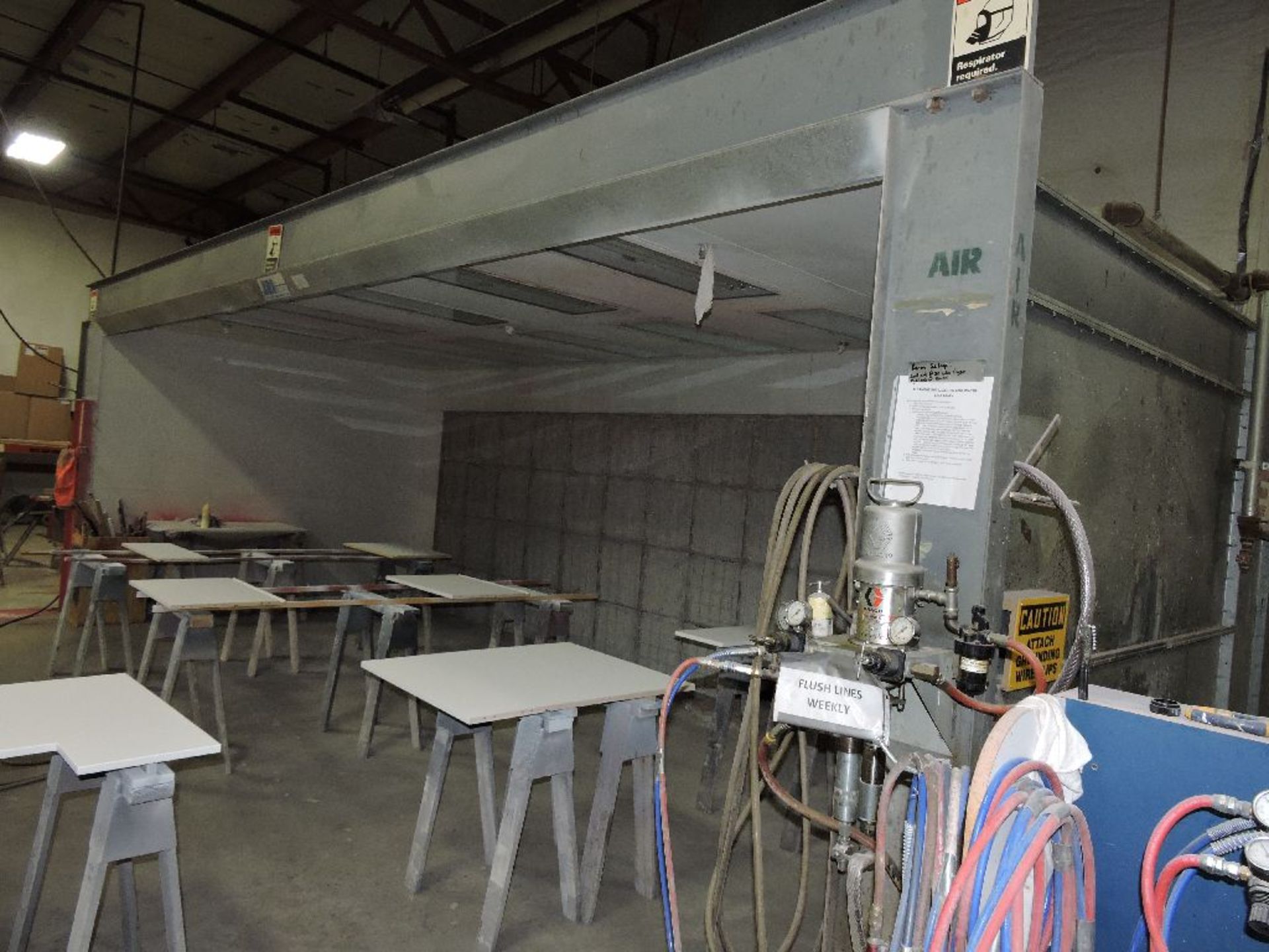 1996 JBI paint booth, model DB285, 24'x10'x 8', dry booth, w/(10) 4 bulb inserts. - Image 7 of 7