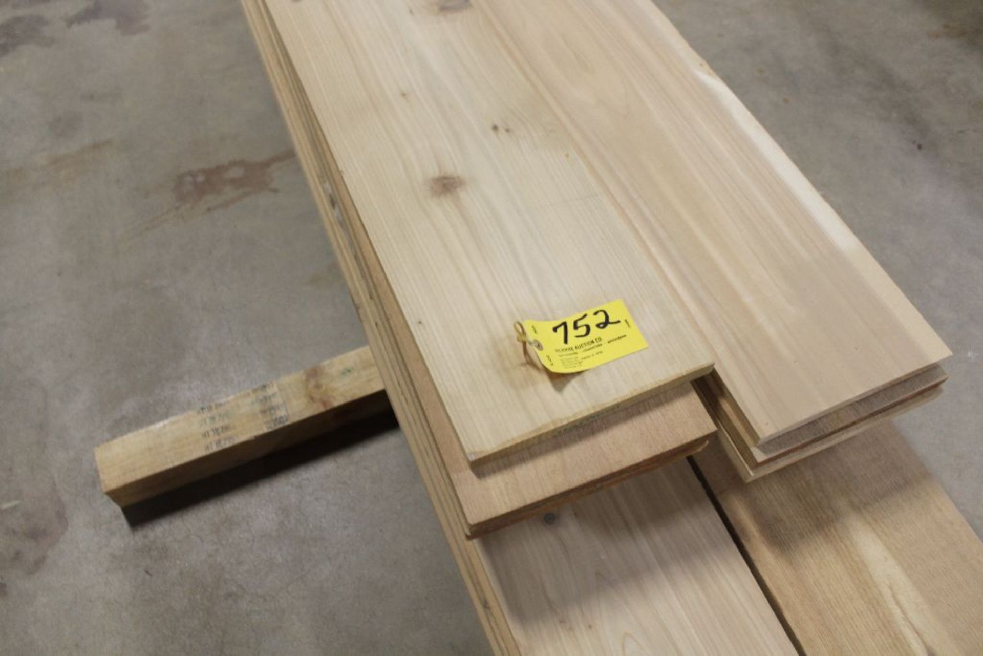 Lumber, 3/4" x 12" x 15', rough, cedar, pine.