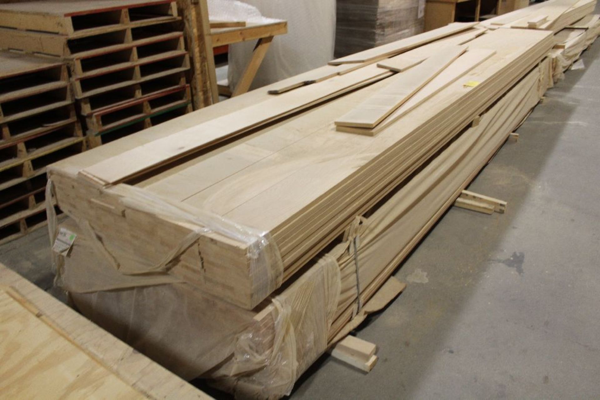 Lumber, (120) oak plank, 3/4" x 7" x 16'. - Image 2 of 5