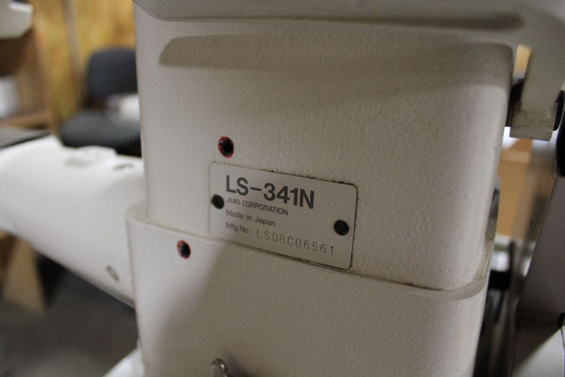 Juki sewing machine, model L5-34IN, sn LS0BC06561. - Image 5 of 5