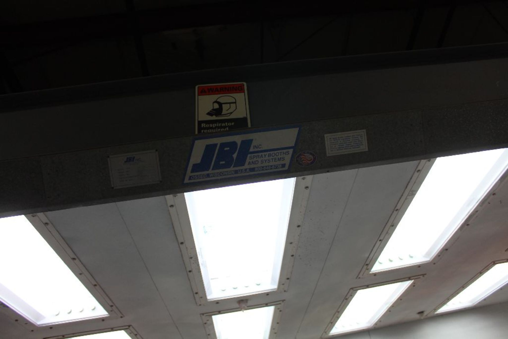 1996 JBI paint booth, model DB285, 24'x10'x 8', dry booth, w/(10) 4 bulb inserts. - Image 4 of 7