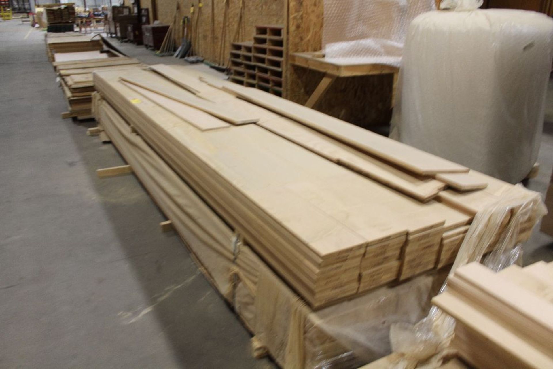 Lumber, (120) oak plank, 3/4" x 7" x 16'. - Image 5 of 5