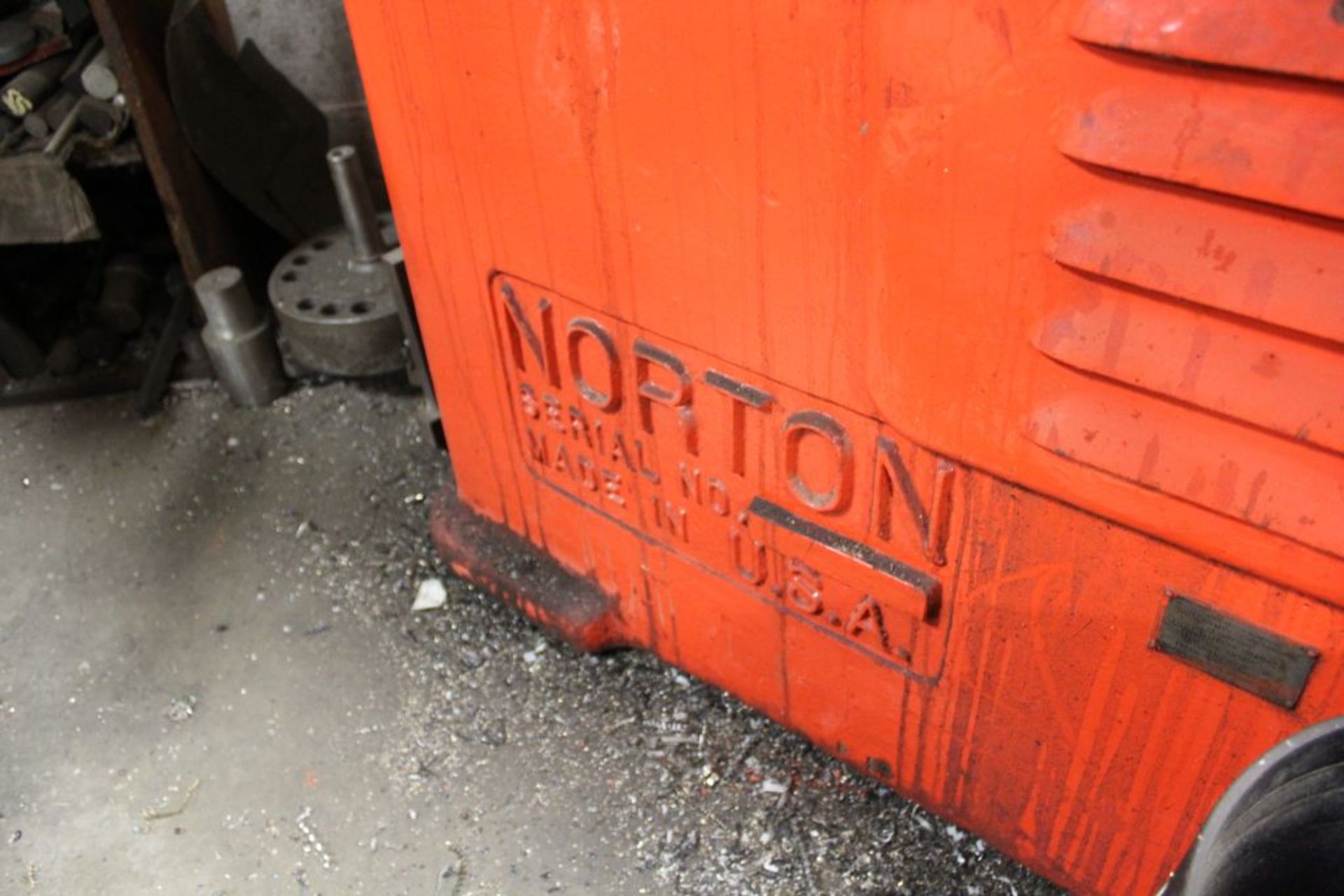 Norton 0.D./I.D. grinder, 12 x 36", 4 hp. - Image 2 of 4