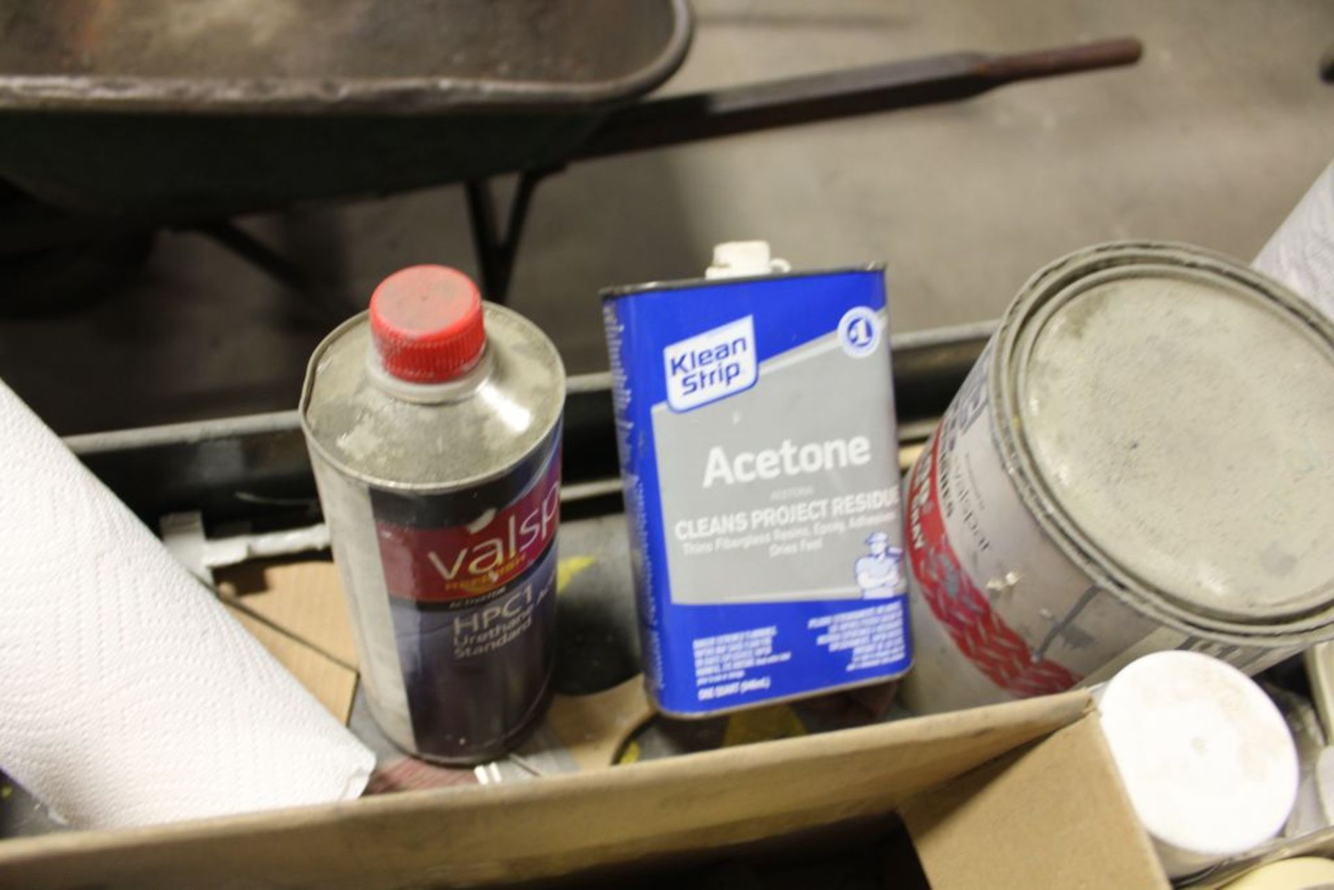 Job cart with contents, auto body paint, spray gun, etc. - Image 3 of 5