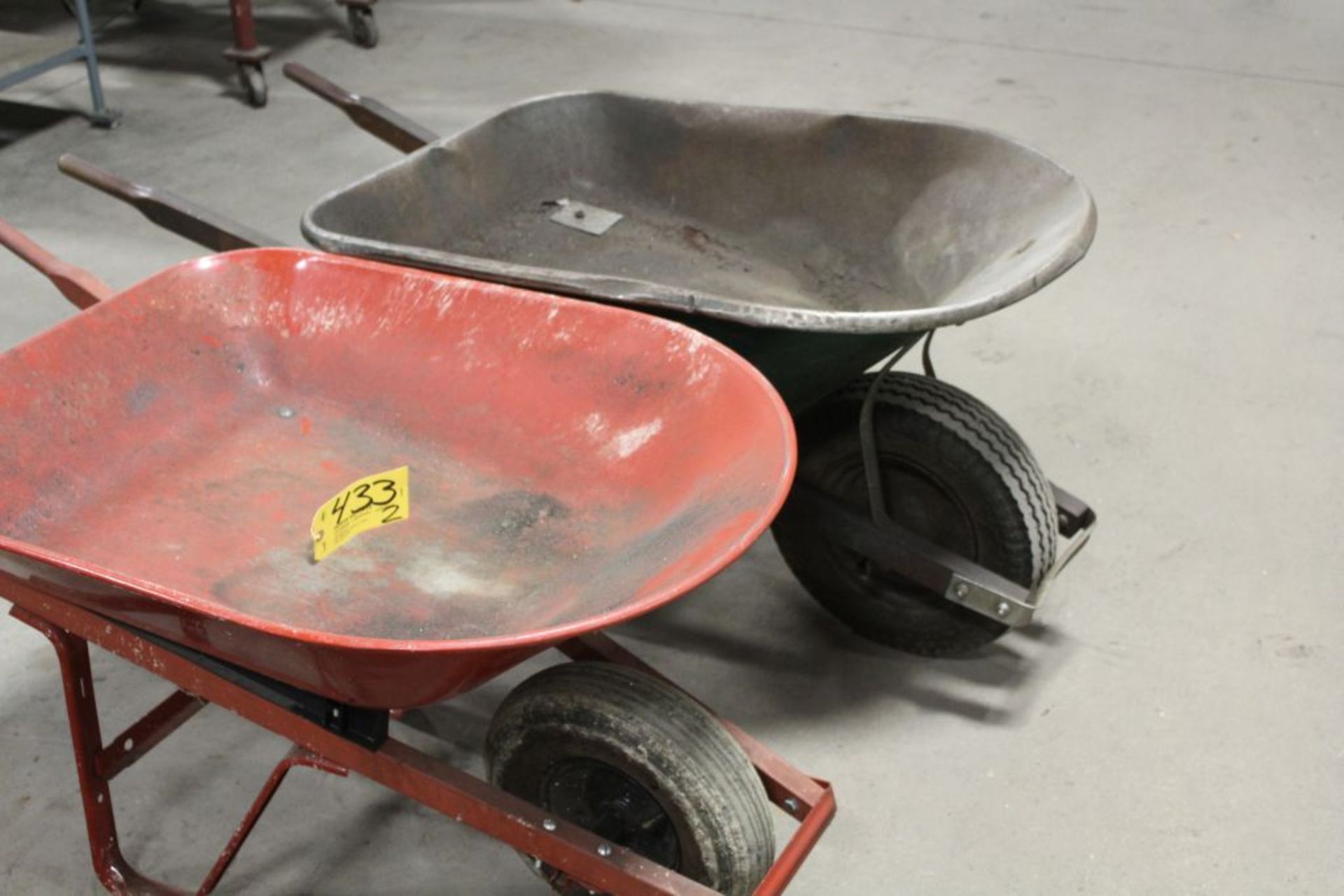 Wheel barrows. - Image 3 of 3