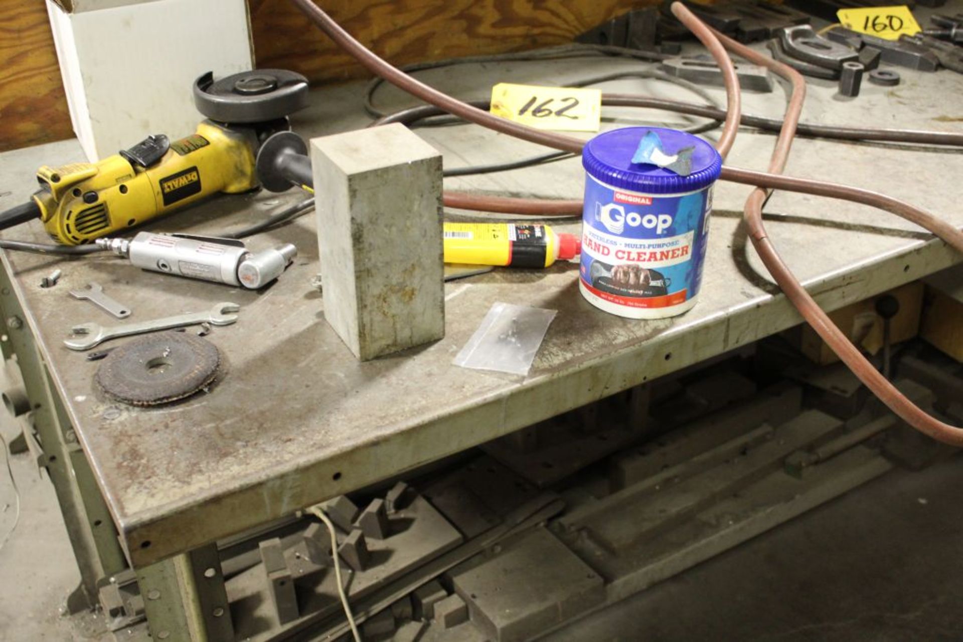 Work benches. - Image 2 of 2