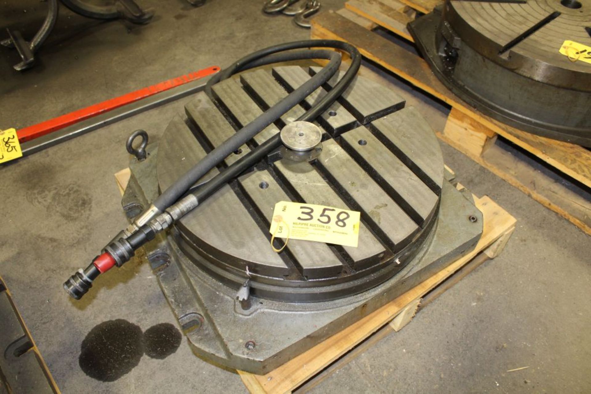 Hydraulic rotary table, 20".