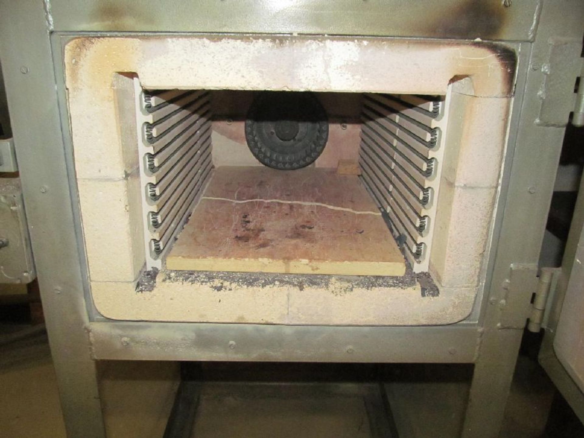 Cress Model C2121 TCZ HLCUL Electric Dual Chamber Furnace - Image 2 of 3