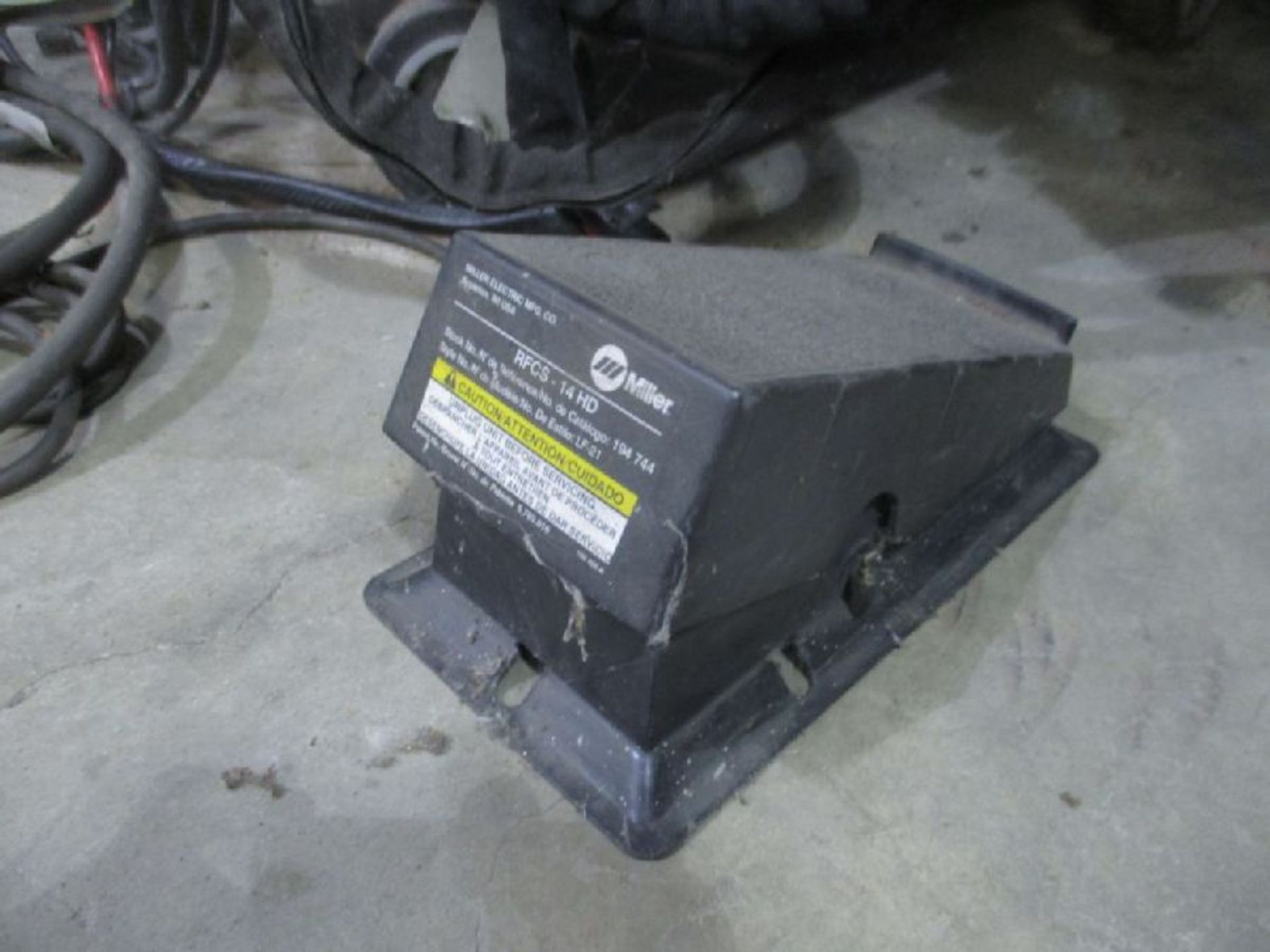 Miller Model Syncrowave 250 DX Tig Welding Power Source - Image 4 of 15