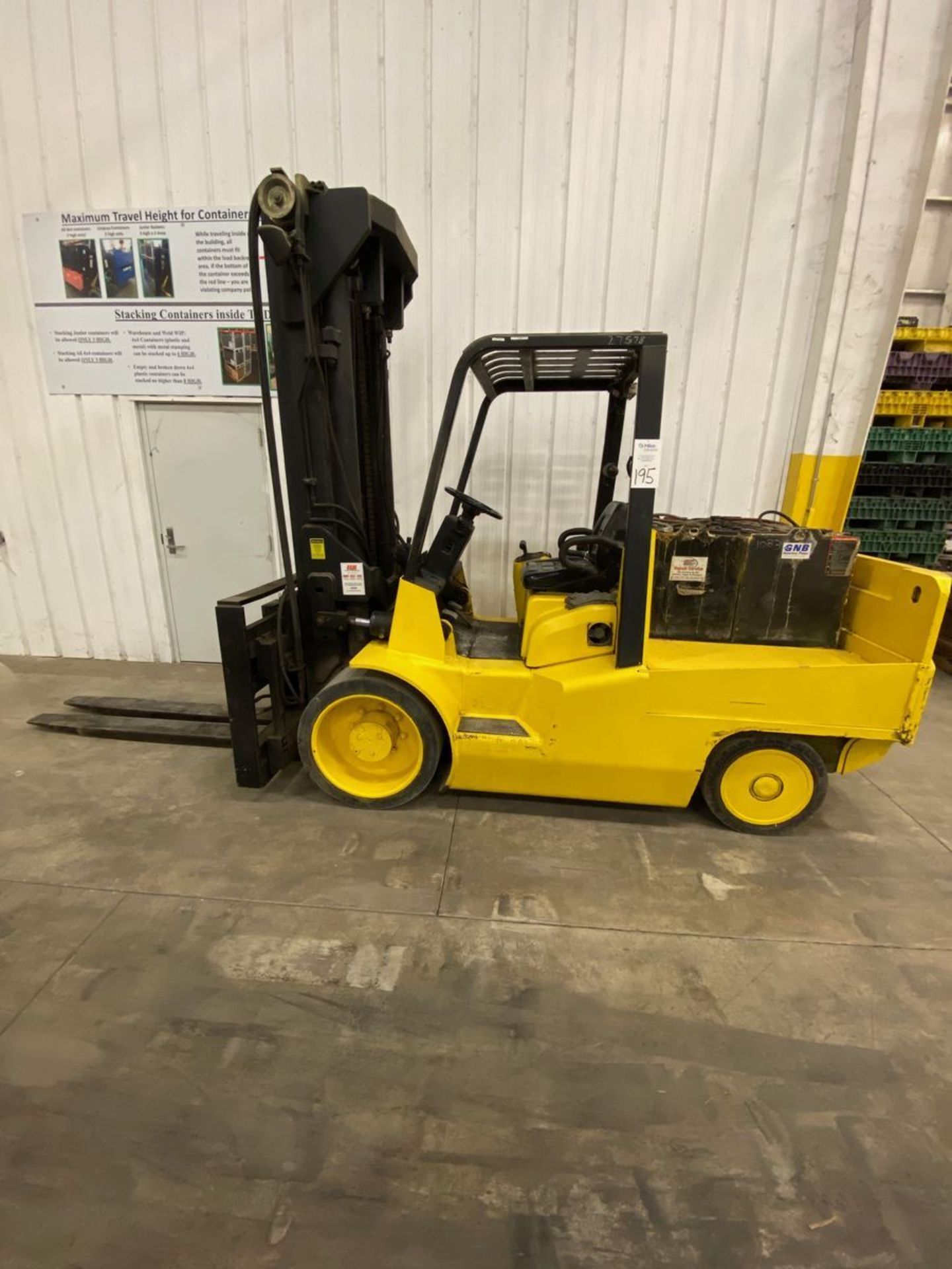 Hoist Model 220 22,000 Lb Capacity Electric Forklift Truck - Image 2 of 12