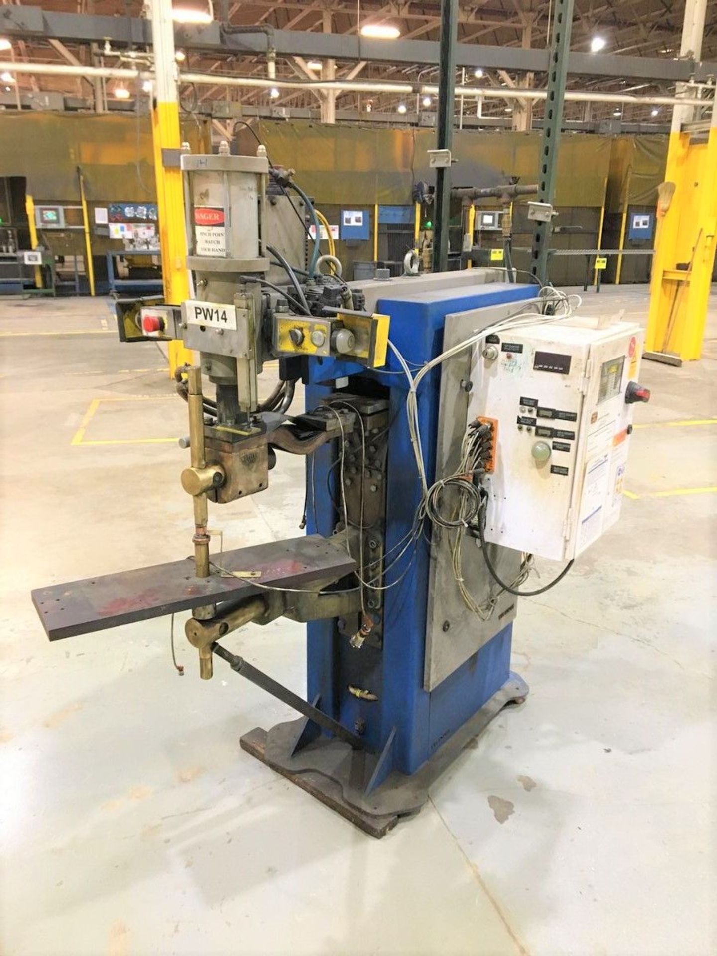 True Model TS-100-MW 100 KVA Resistance Welder