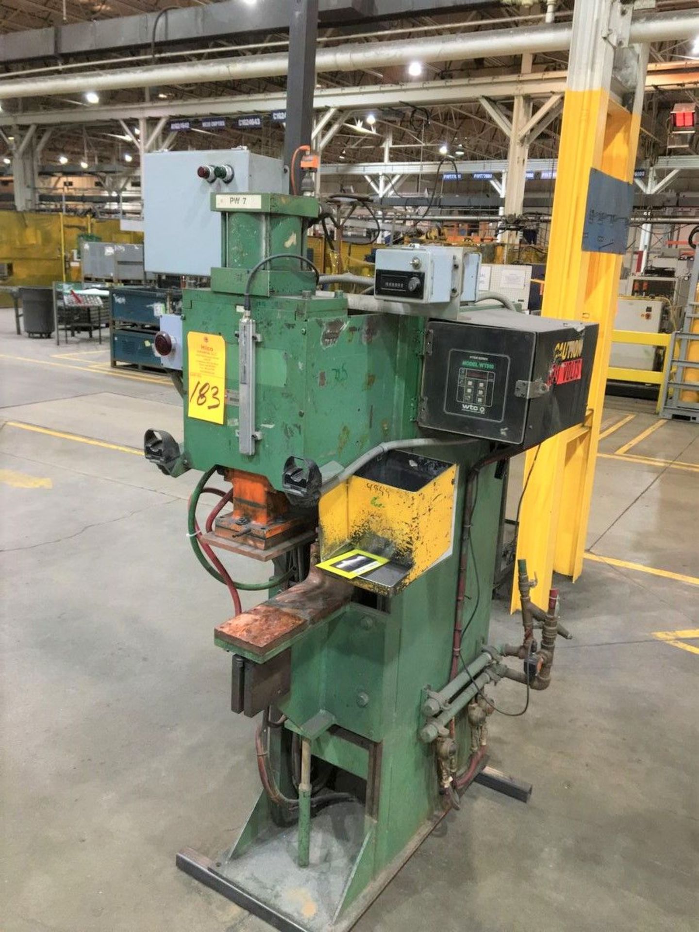 Banner Model 1APV75A12 75 KVA Press Type Spot Welder