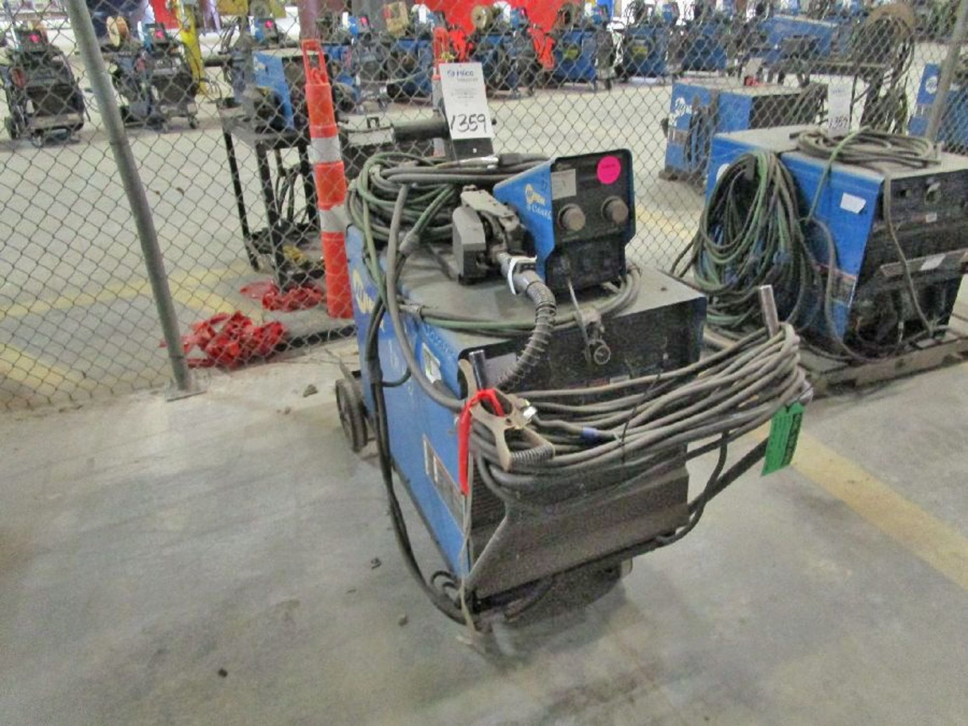 Miller Model Deltaweld 452 Welding Power Source - Image 2 of 9