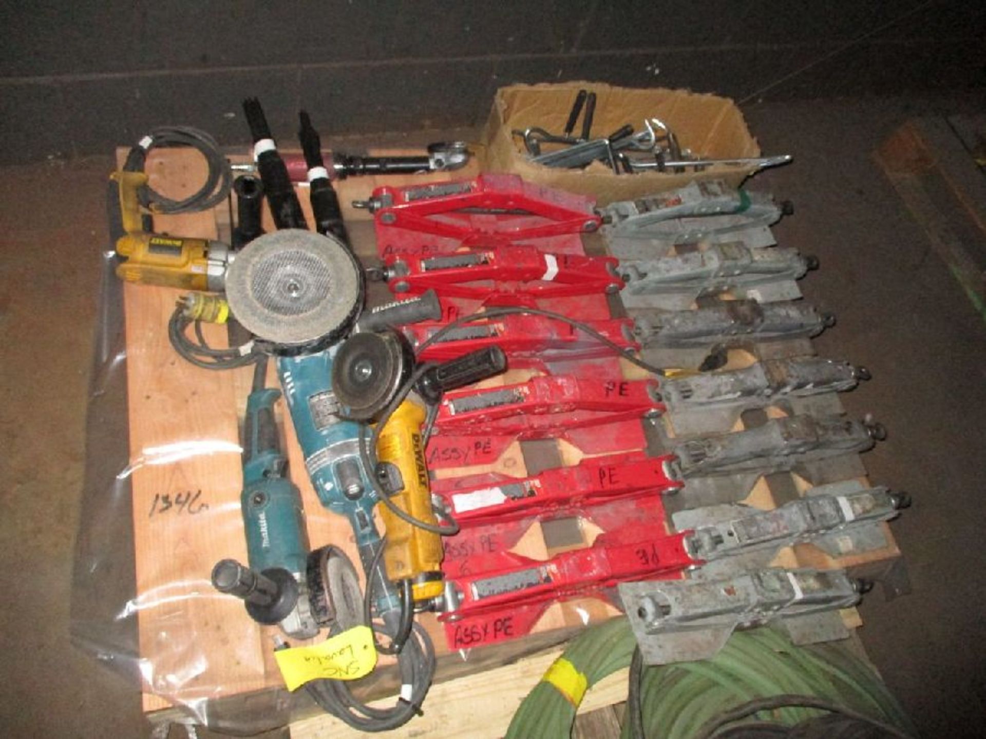 (3) Pallets Welding Hoses, Tools and Jacks - Image 5 of 8