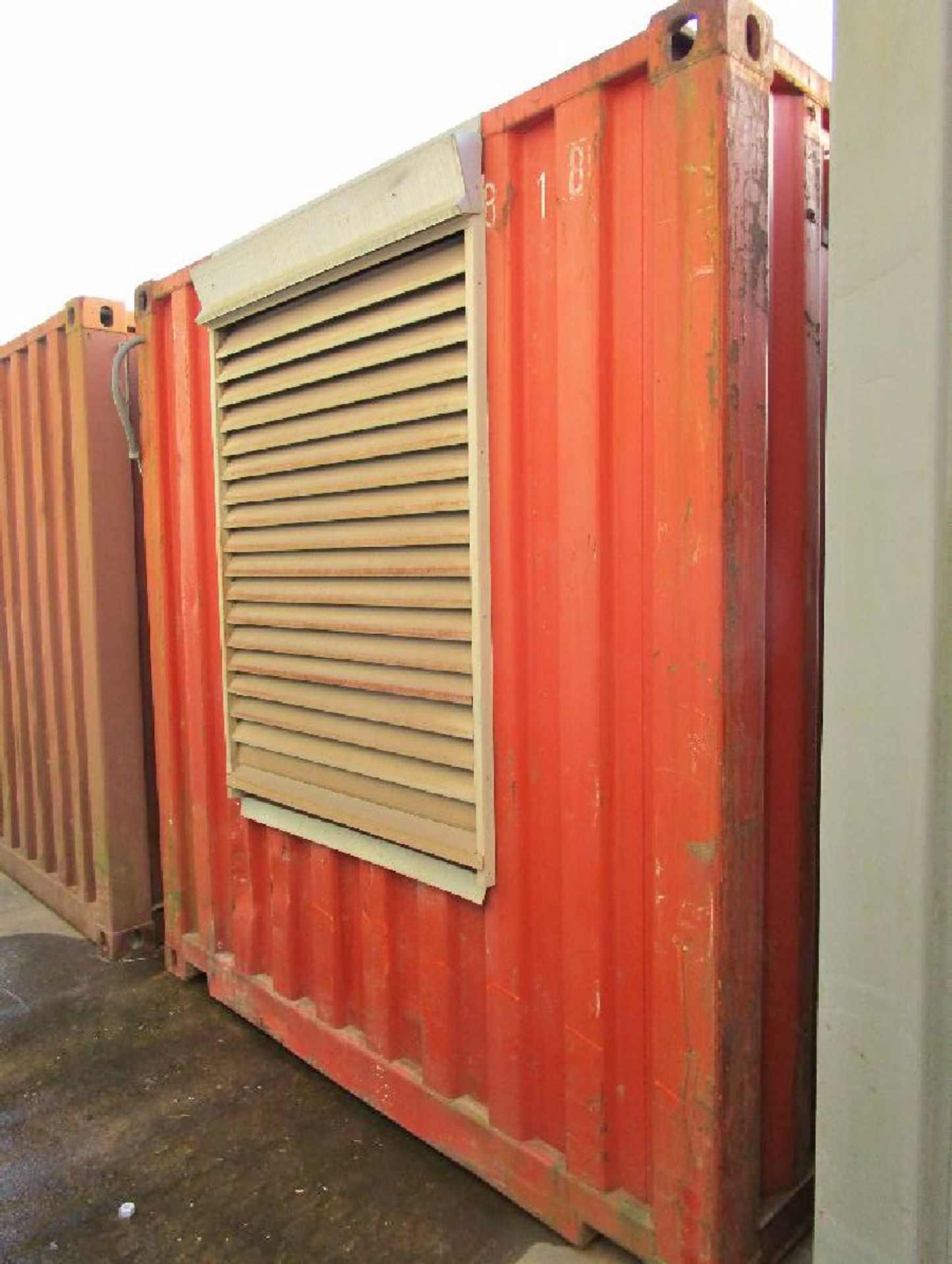 Oversea Shipping Container - Image 2 of 10