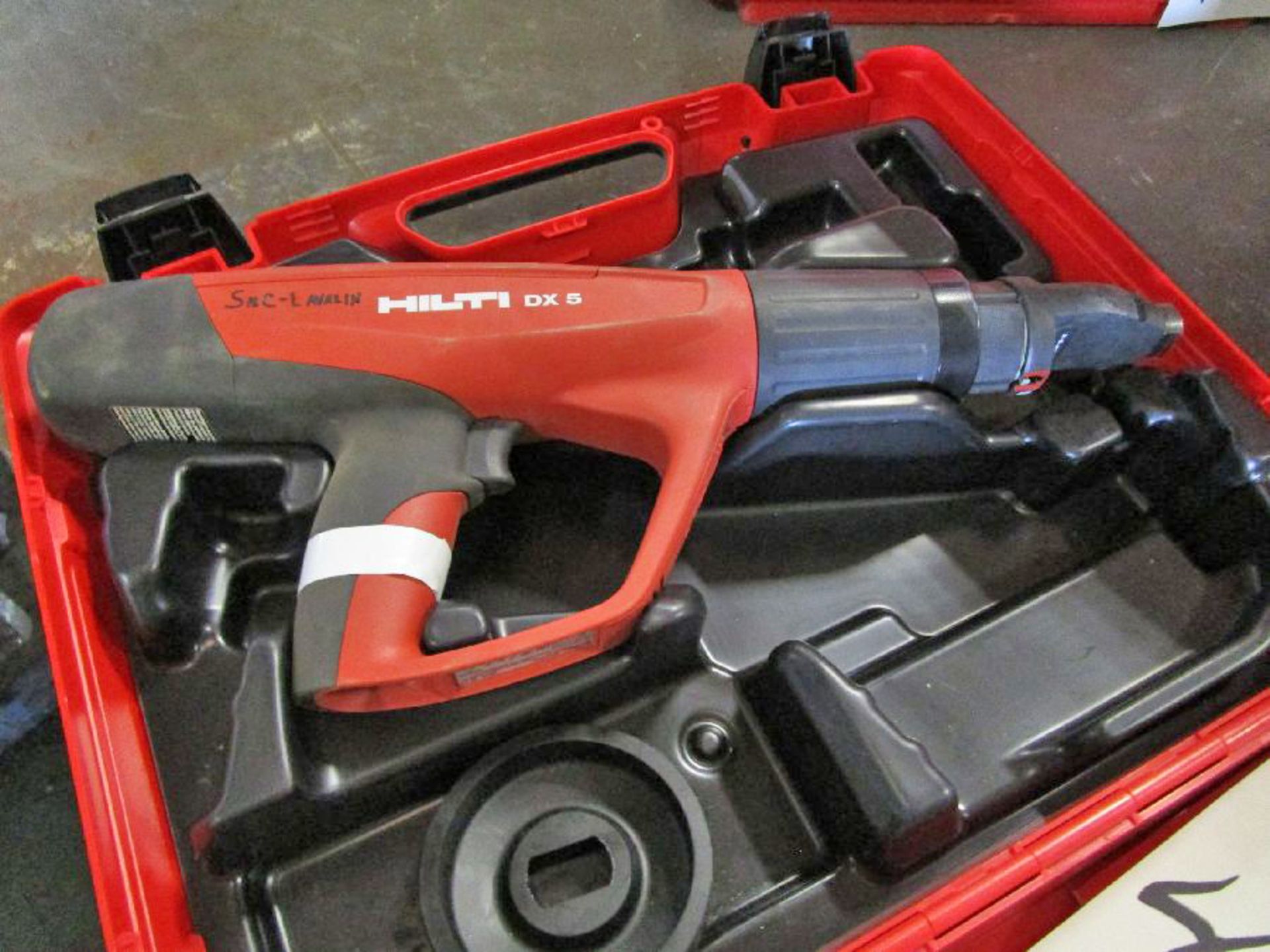 Hilti Model DX 5 Powder Actuated Nailer - Image 3 of 3