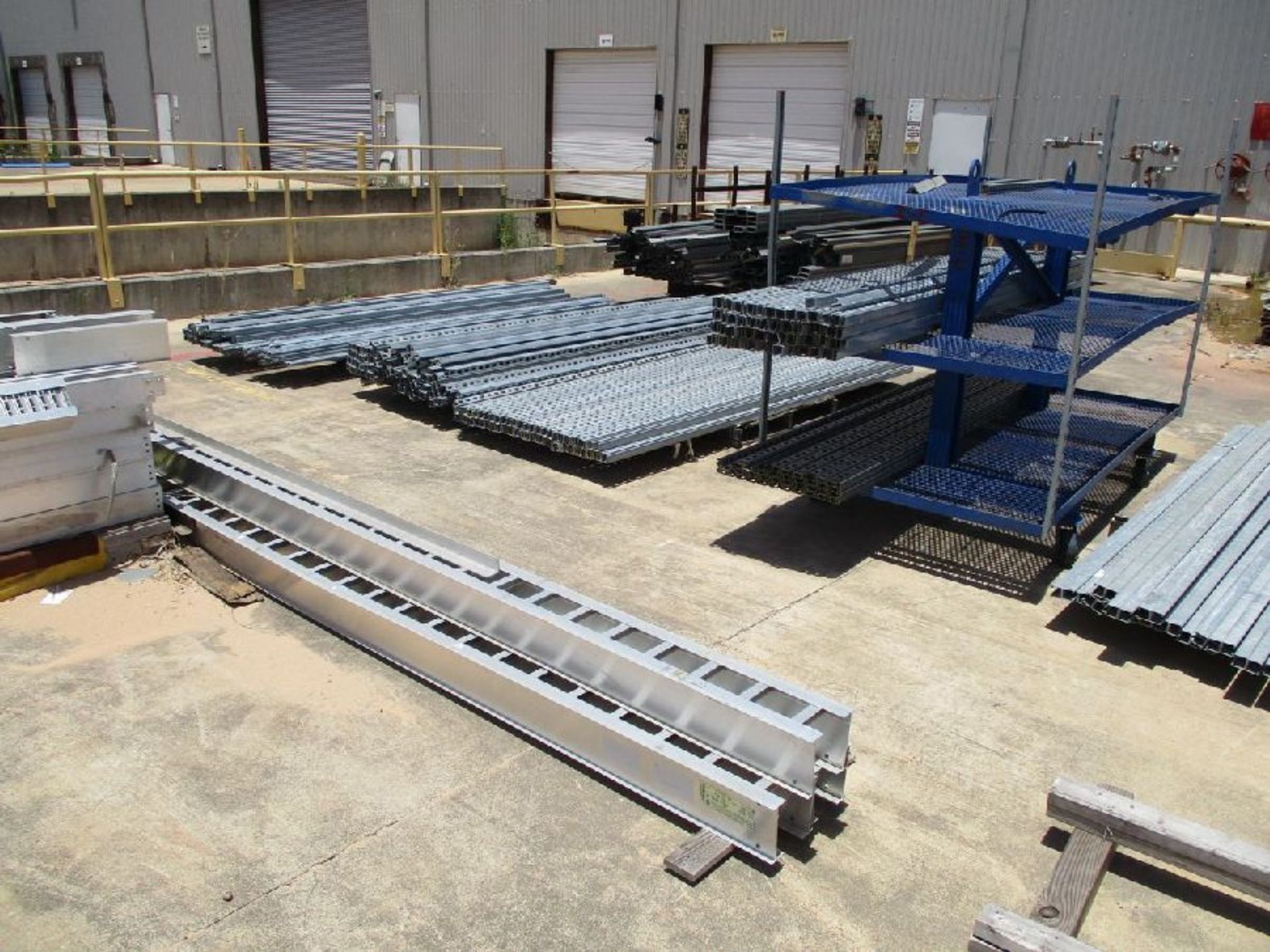 Large Qty of Assorted Cable Tray and Ventilated Trough - Image 7 of 19