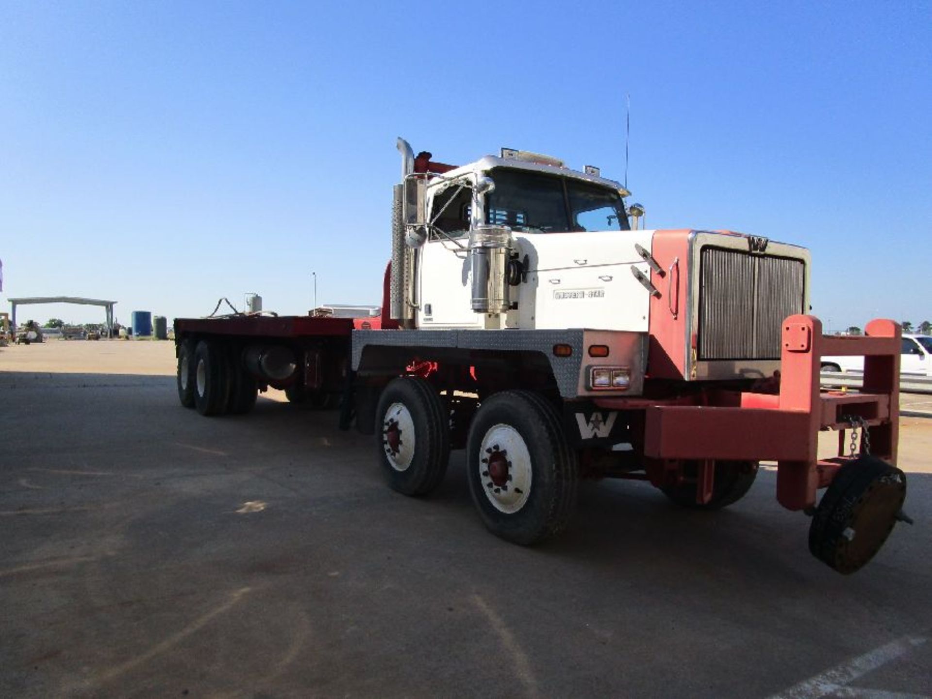 Western Star Model 6900 XD Tandem Axel Winch Truck - Image 8 of 21