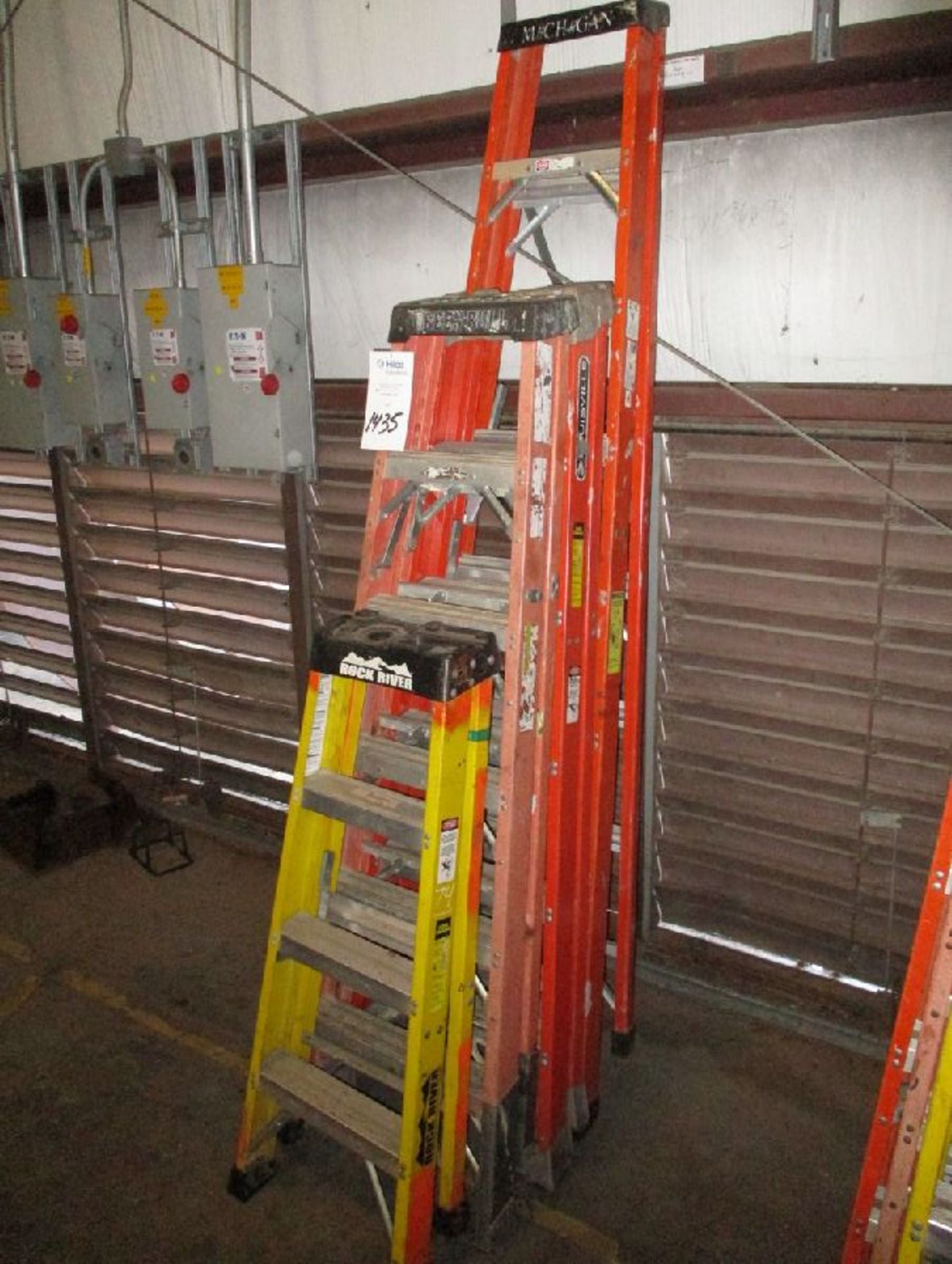 Lot of (3) Ladders - (1) 4'; (1) 6'; (1) 8' Ladder - Image 2 of 2