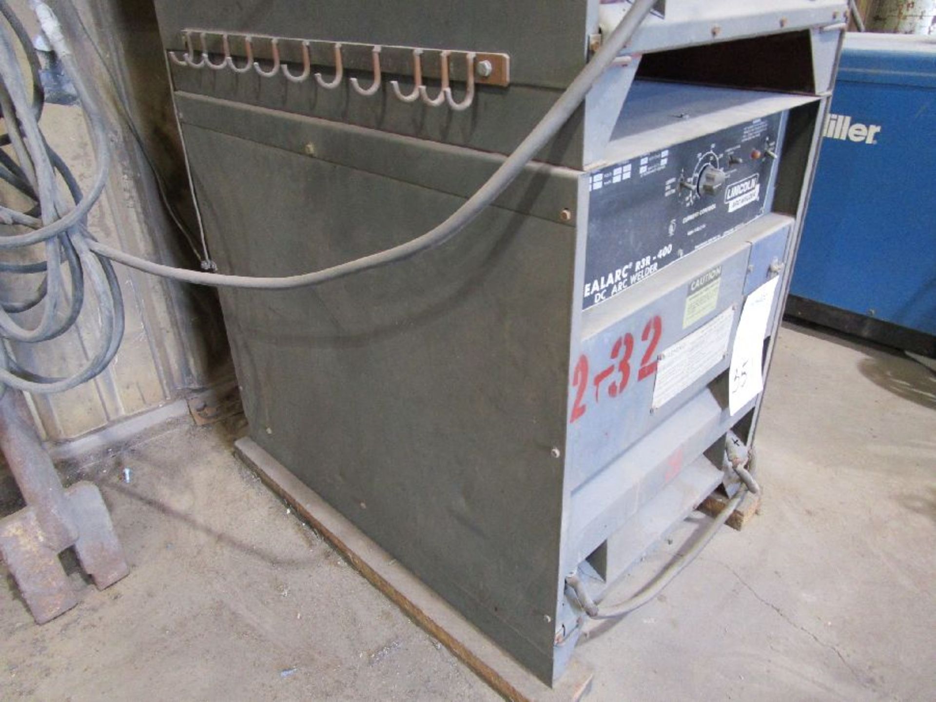 Lincoln Model R3R-400 DC Arc Welder - Image 3 of 4