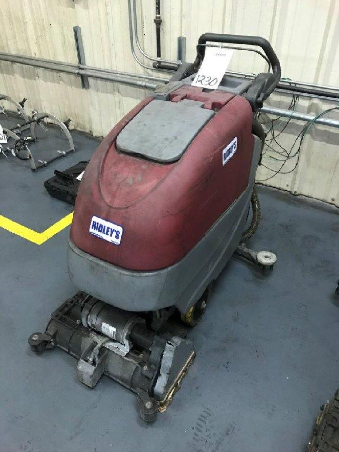 Minute Man Model E20CQP 20" Electric Walk Behind Floor Sweeper/Scrubber